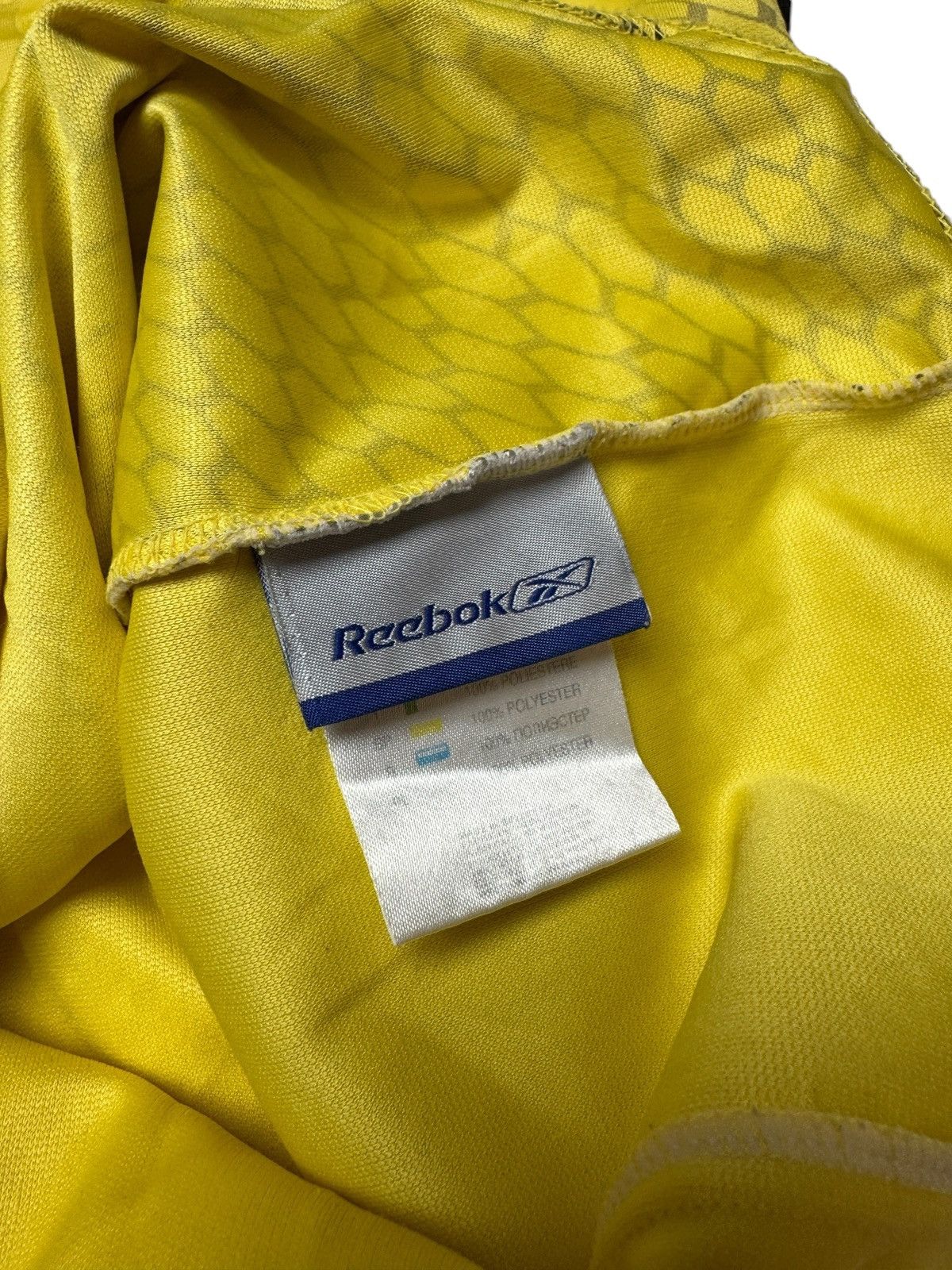 Reebok Reebok 2004-06 Liverpool Away Shirt Size US S / EU 44-46 / 1 - 5 Thumbnail