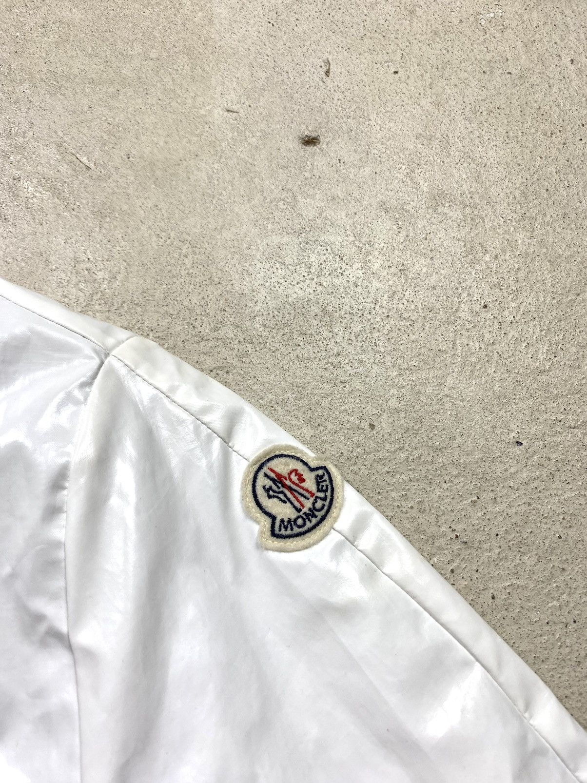 Other Very Rare! Vintage Moncler Rain Jacket Polyurethan Size S / US 4 / IT 40 - 8 Thumbnail