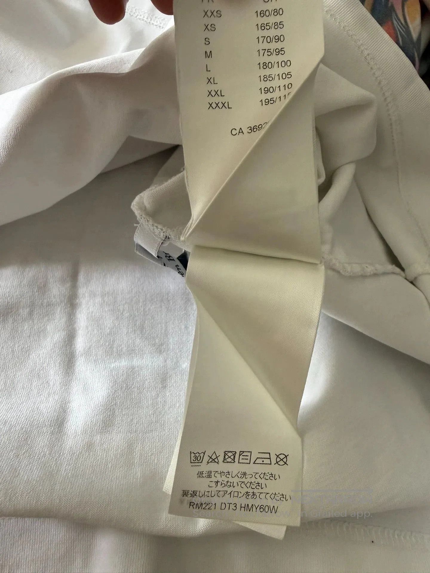 Louis Vuitton louis vuitton graffiti short sleeve t. Size US M / EU 48-50 / 2 - 3 Thumbnail
