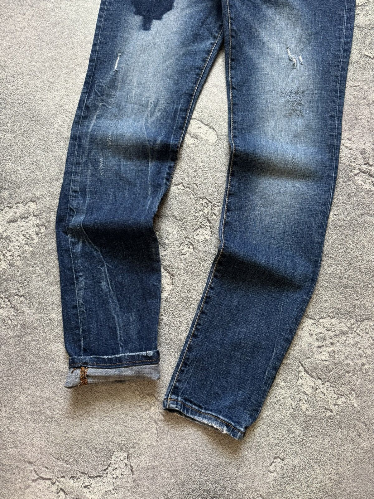 Dsquared2 Dsquared2 48 distressed denim pant trouser Jean chino Size US 32 / EU 48 - 2 Thumbnail