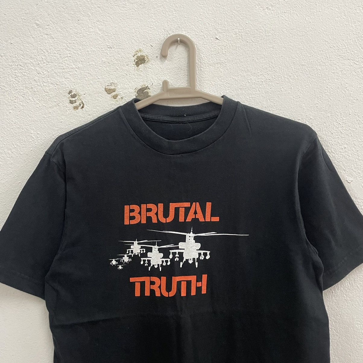 Band Tees × Vintage 🔥Vintage Brutal Truth American Grindcore Band Promo Tee Size US M / EU 48-50 / 2 - 3 Thumbnail