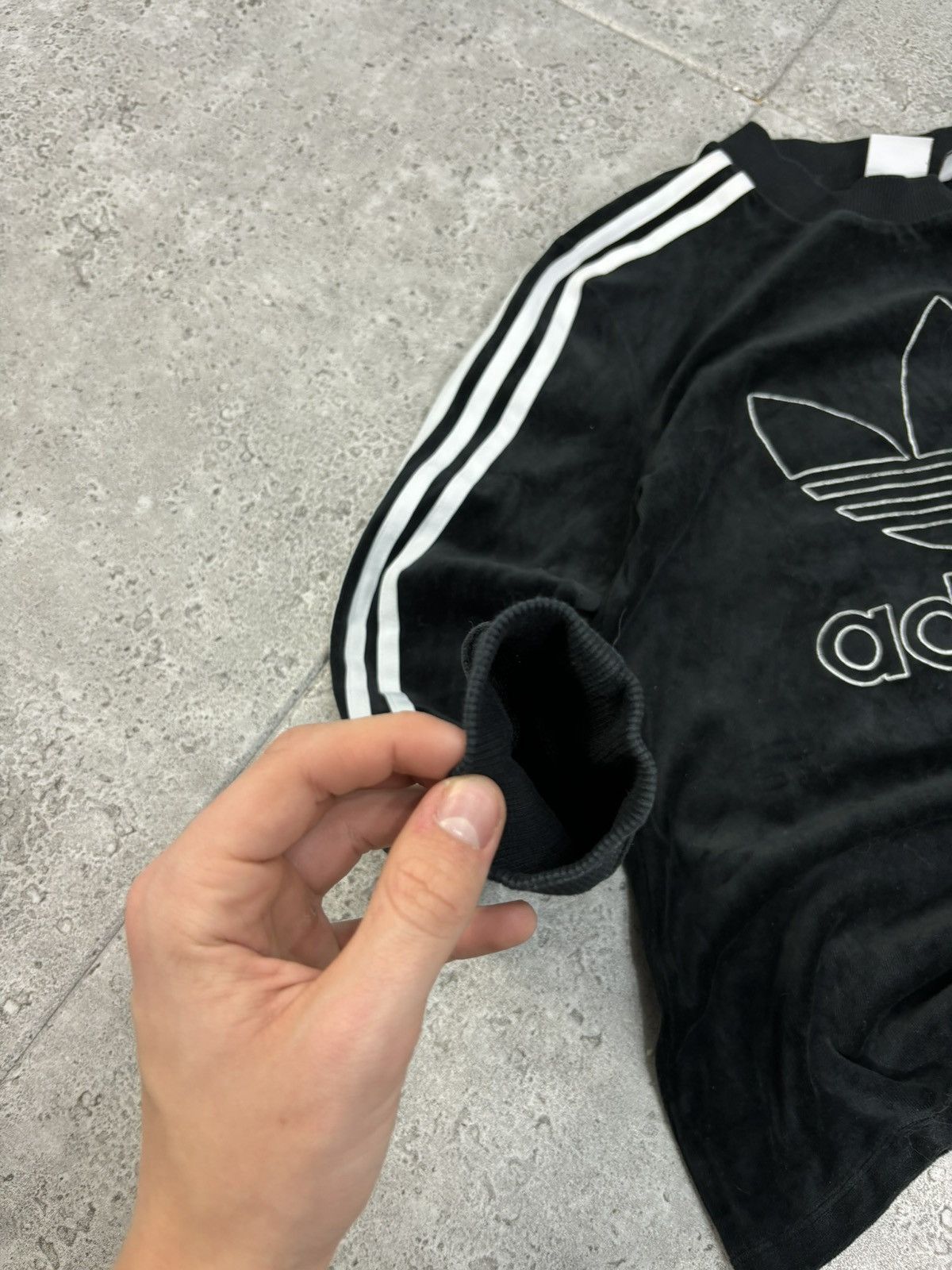 Adidas × Vintage Y2K Velor Crewneck Sweatshirt Adidas Big Logo 3 Stripes 00s Size US S / EU 44-46 / 1 - 5 Thumbnail