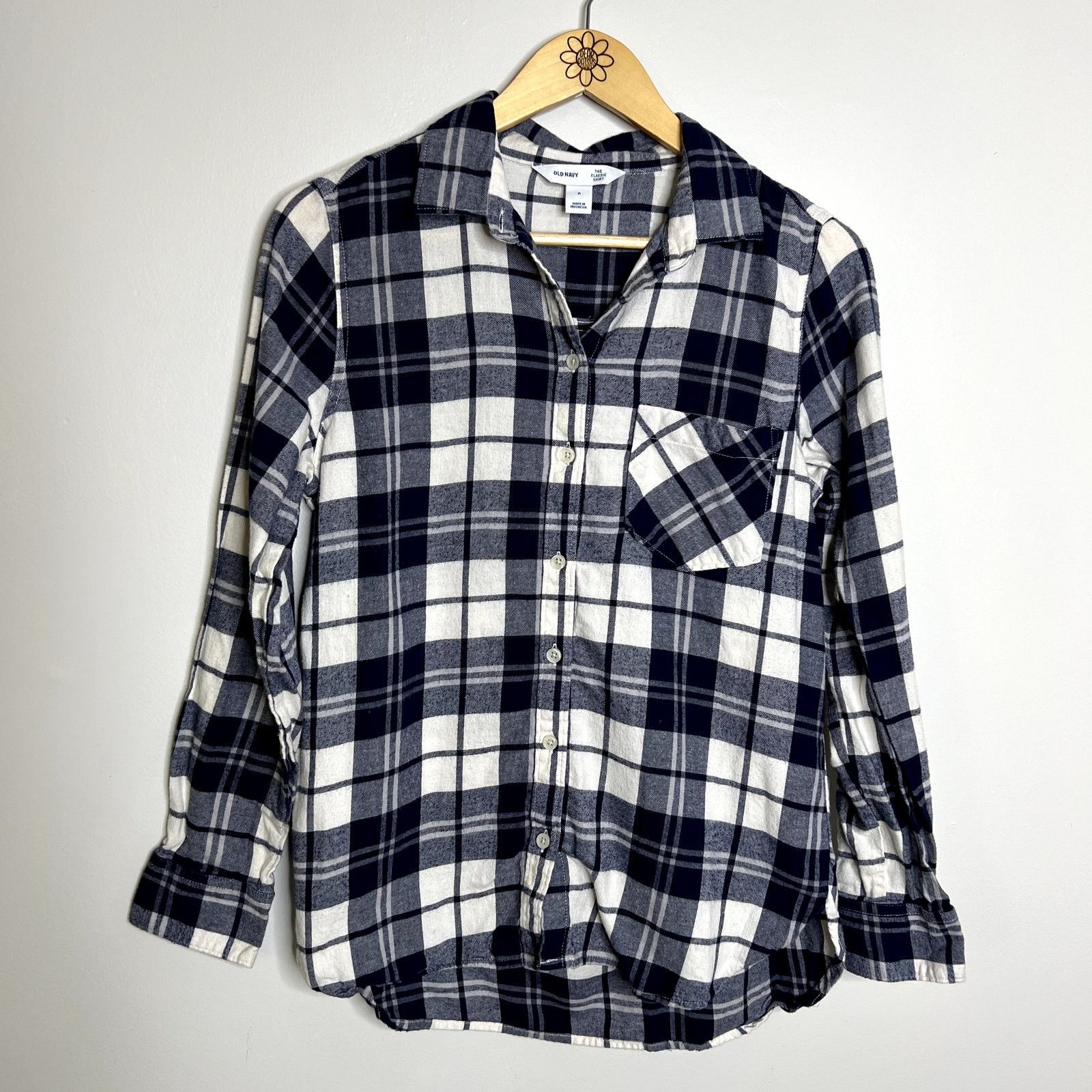 Old Navy Old Navy Blue Plaid The Classic Button Down Top Size M / US 6-8 / IT 42-44 - 4 Thumbnail