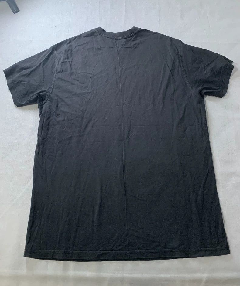 Givenchy Givenchy Givenchy Shark Print Short Sleeve TShirt -2507 Size US XS / EU 42 / 0 - 2 Thumbnail