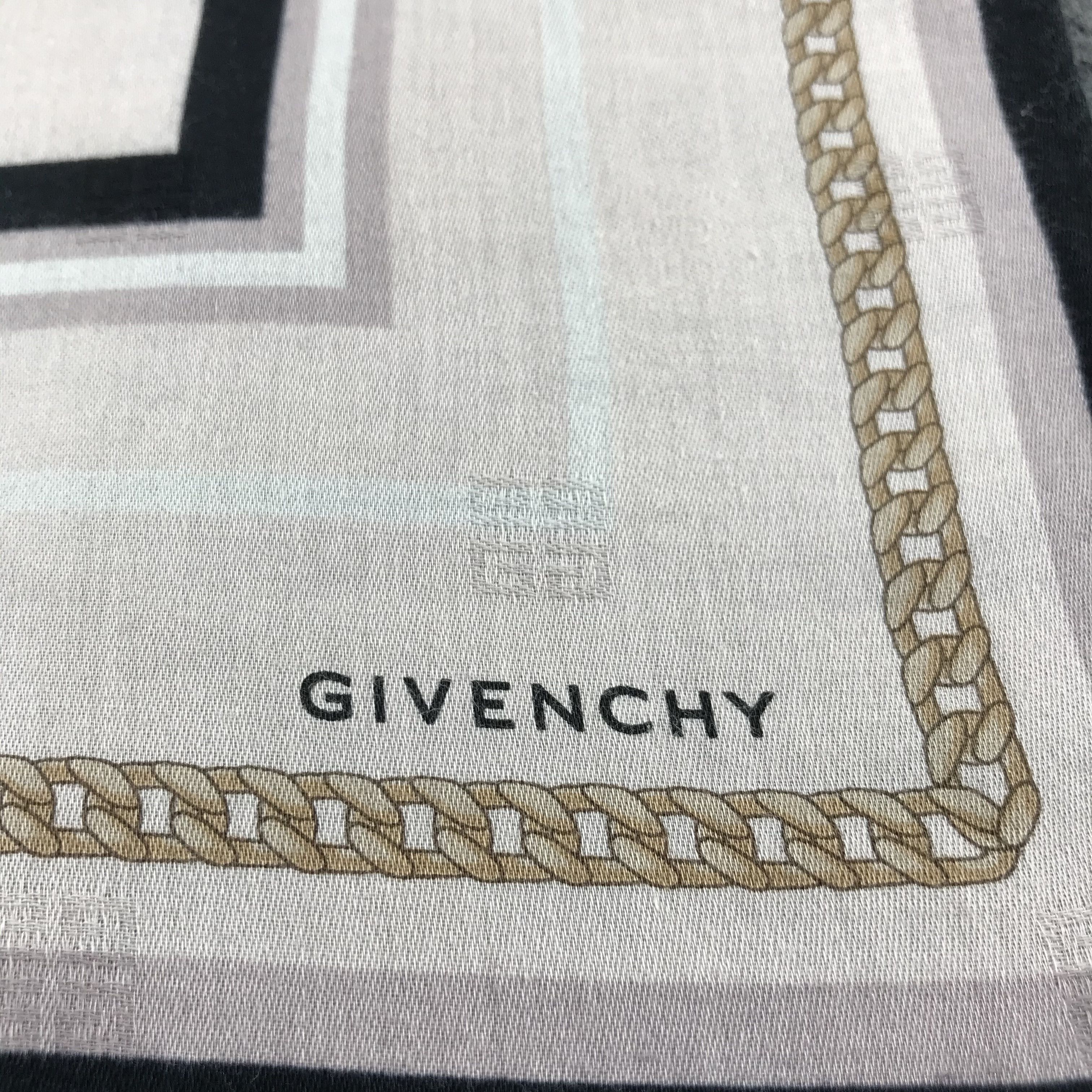 Givenchy Givenchy Handkerchief Neckerchief Bandana H130 Size ONE SIZE - 4 Thumbnail