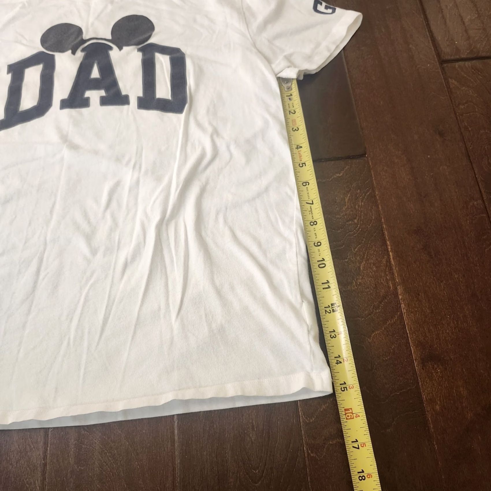 Gap GAP Disney Dad Mickey Shirt Mens Small White Graphic Fathers Day Tee Size US S / EU 44-46 / 1 - 7 Thumbnail