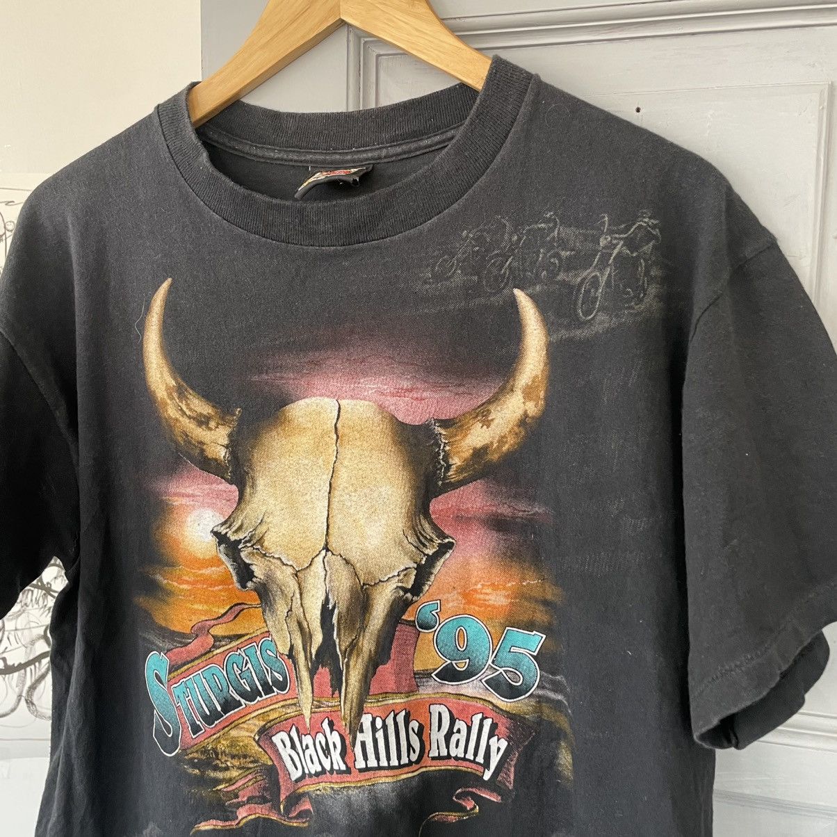 Harley Davidson × Vintage Vintage Harley Davidson 1995 Survivors 3D Emblem T-Shirt Size US L / EU 52-54 / 3 - 4 Thumbnail