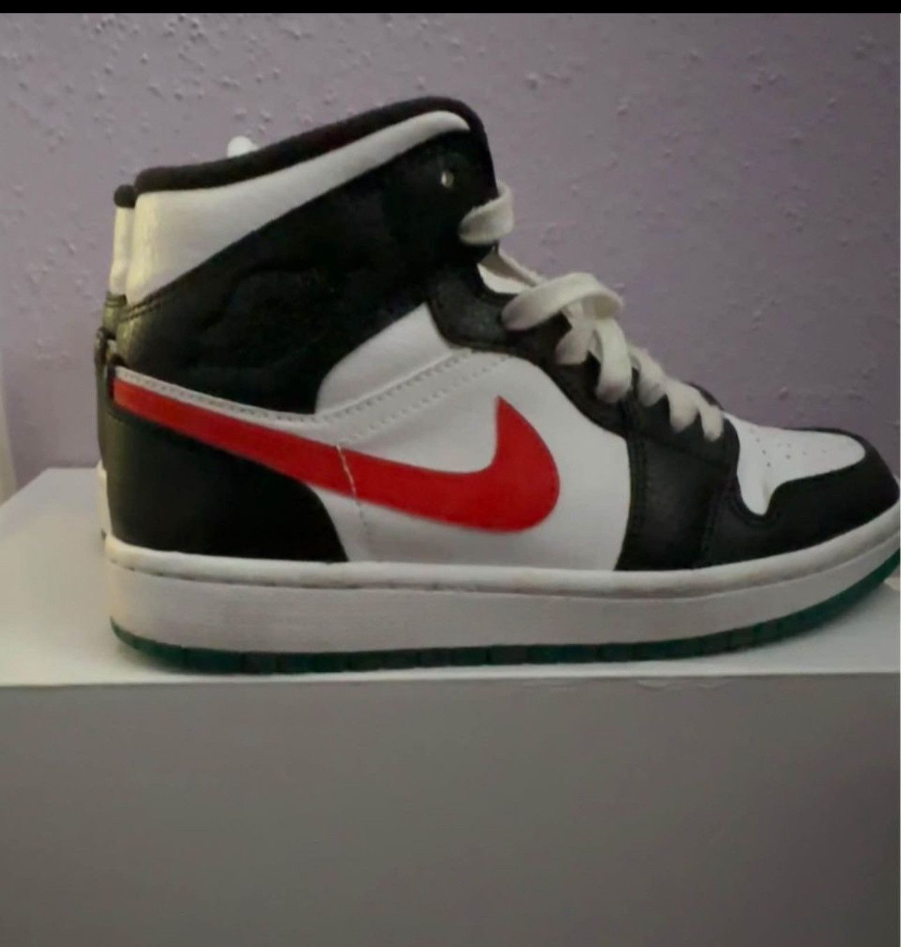 Nike Nike Air Jordan 1 Mid Shoes Sneakers Size US 5 / IT 35 - 1 Thumbnail