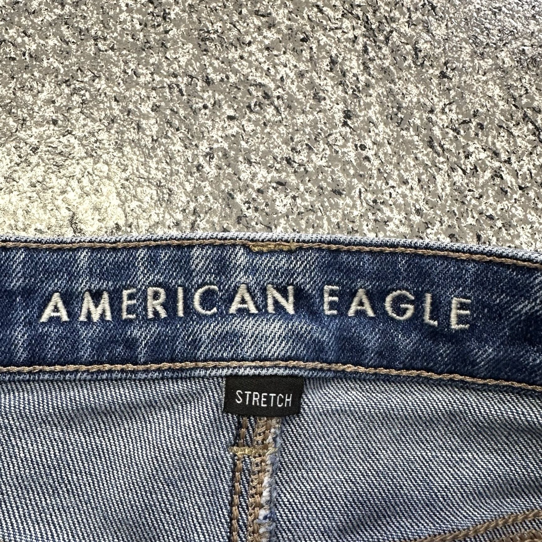 American Eagle Outfitters American Eagle Outfitters Shorts Womens 0 24x3 High Rise Distressed Cut-Off Denim Short Size 25" / US 0 / IT 36 - 3 Thumbnail