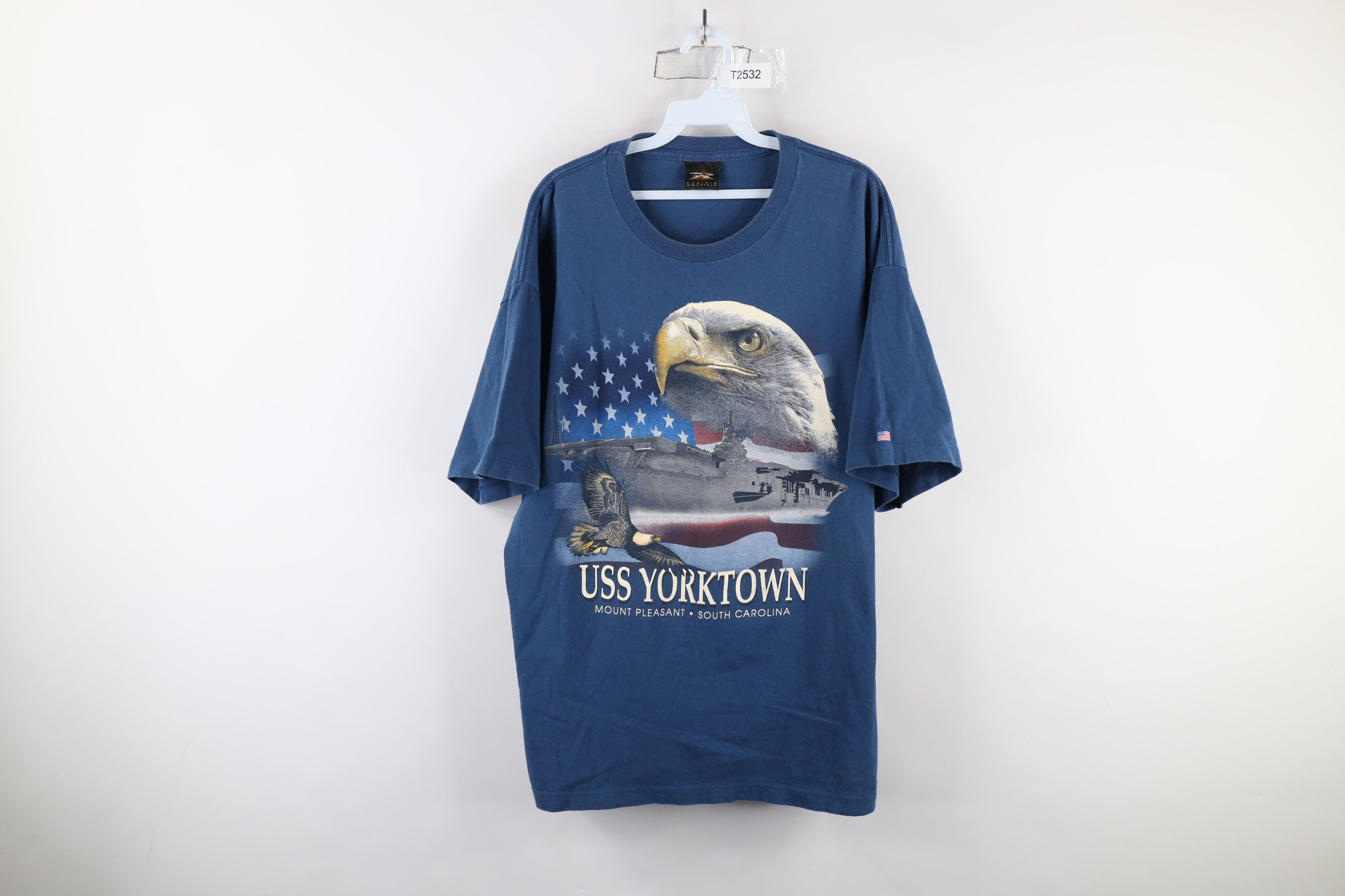 Vintage Vintage 90s Out USS Yorktown Eagle Military Ship T-Shirt USA Size US XL / EU 56 / 4 - 1 Thumbnail