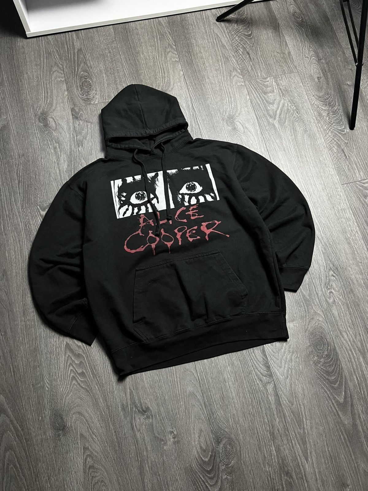 Band Tees Alice Cooper Eyes Graphic Spellout Black Hoodie Tour 2017 Size US M / EU 48-50 / 2 - 1 Thumbnail