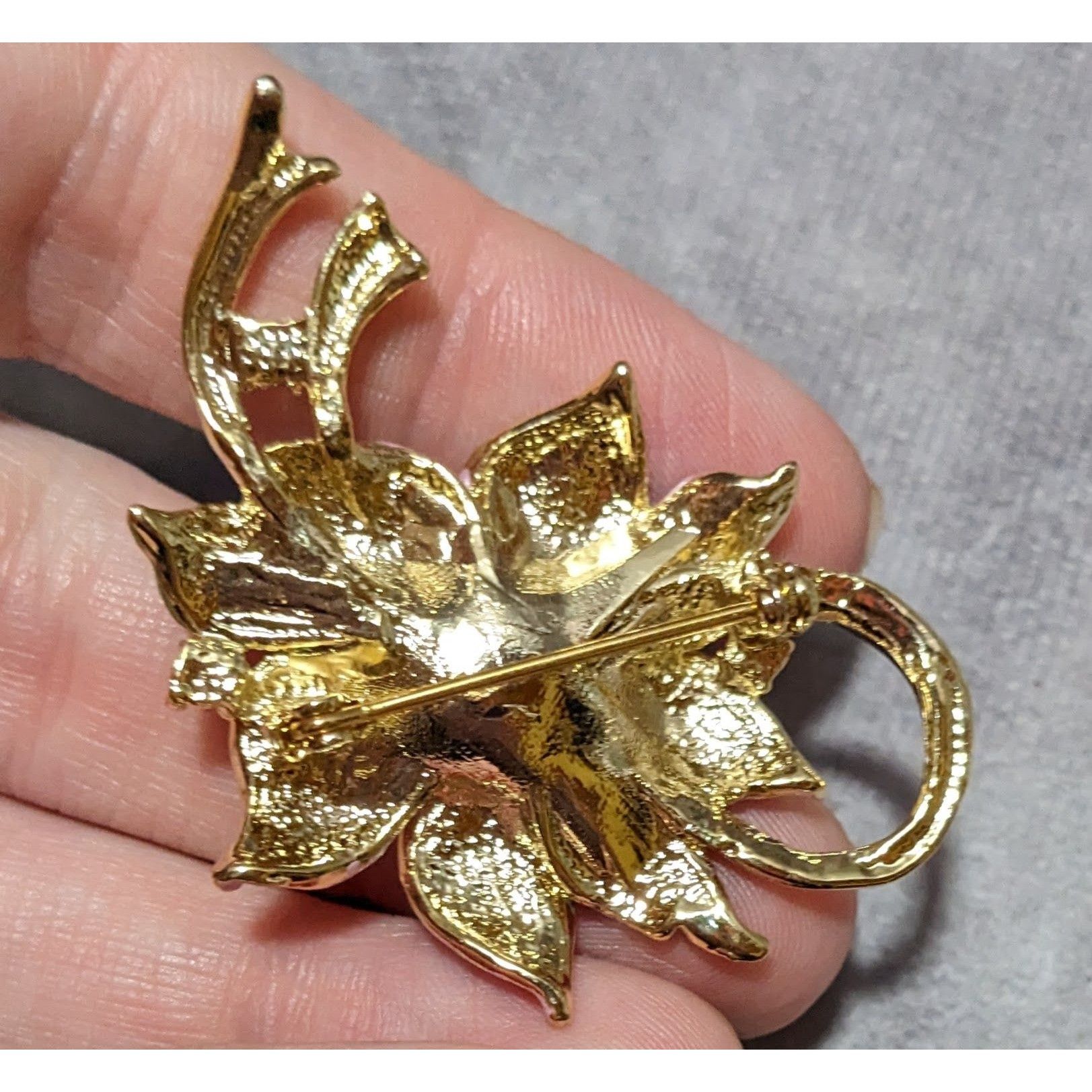 Other Vintage Cottagecore Coquette Rhinestone Flower Brooch Size ONE SIZE - 6 Thumbnail