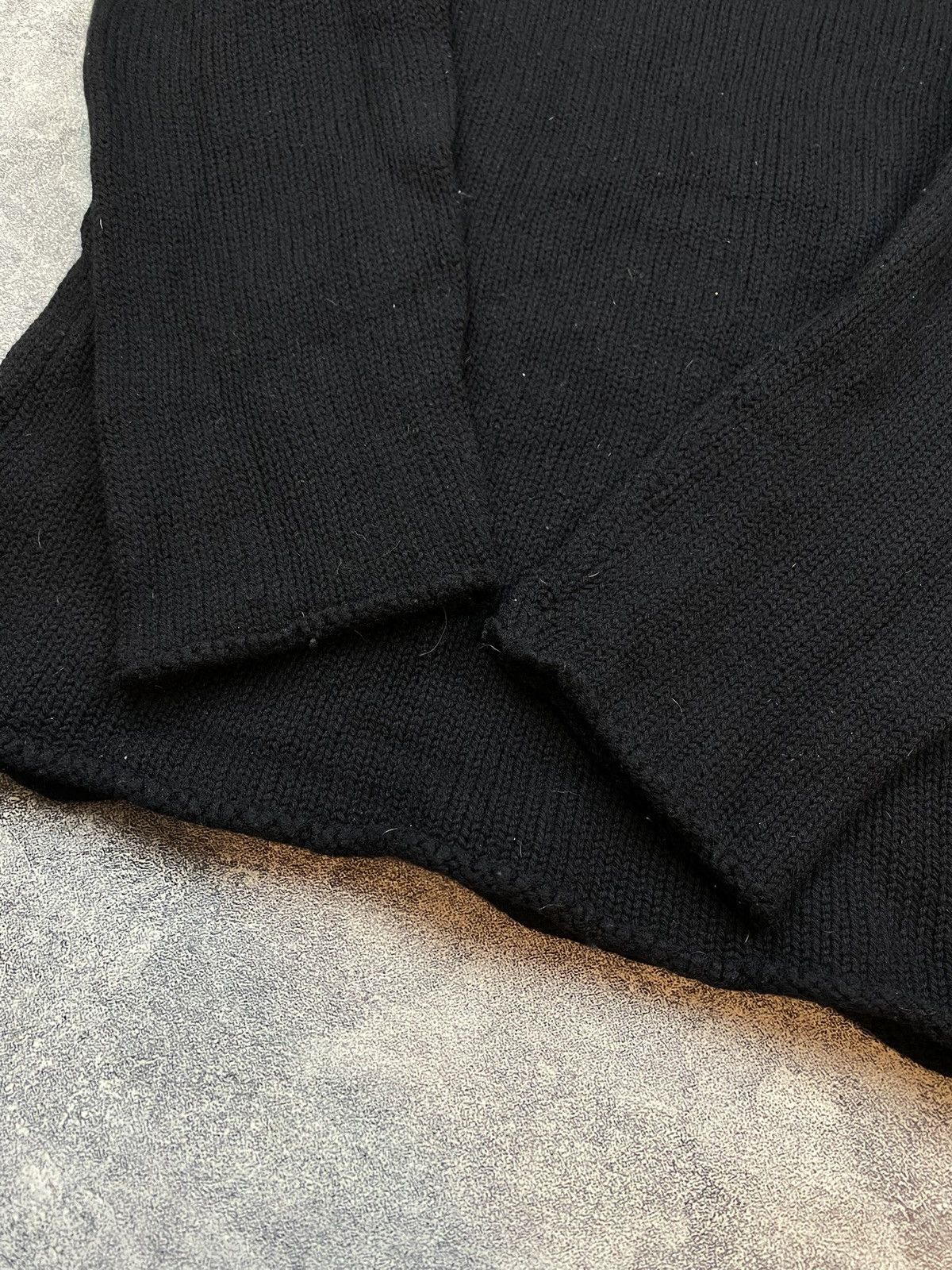 Armani × Emporio Armani Armani Avant Garde Vintage Sweater Knit Size US M / EU 48-50 / 2 - 6 Thumbnail