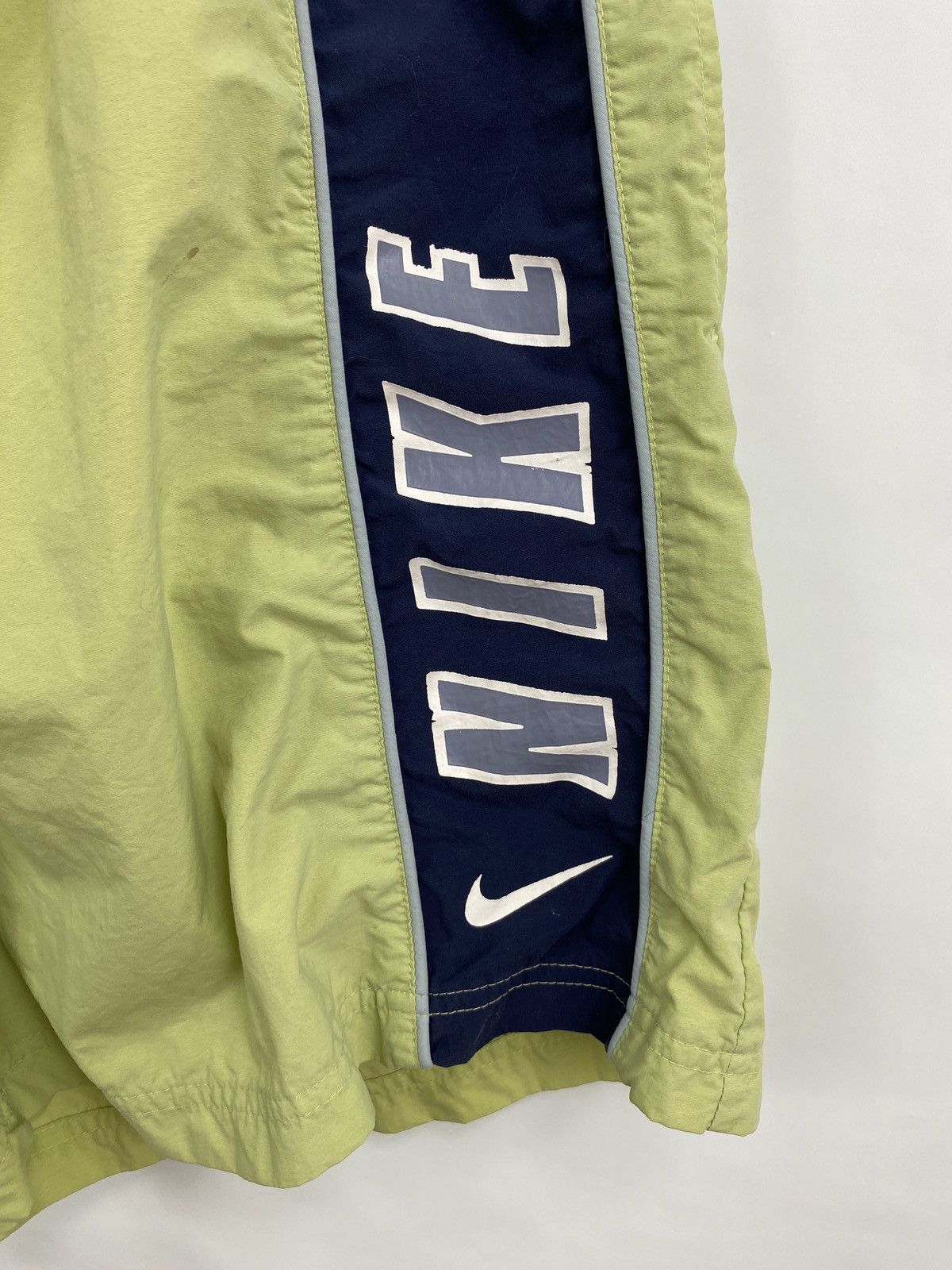 Nike 🇺🇸 Vintage 90s Nike Nylon Shorts Rare Retro Hype Y2K Size US 34 / EU 50 - 3 Thumbnail