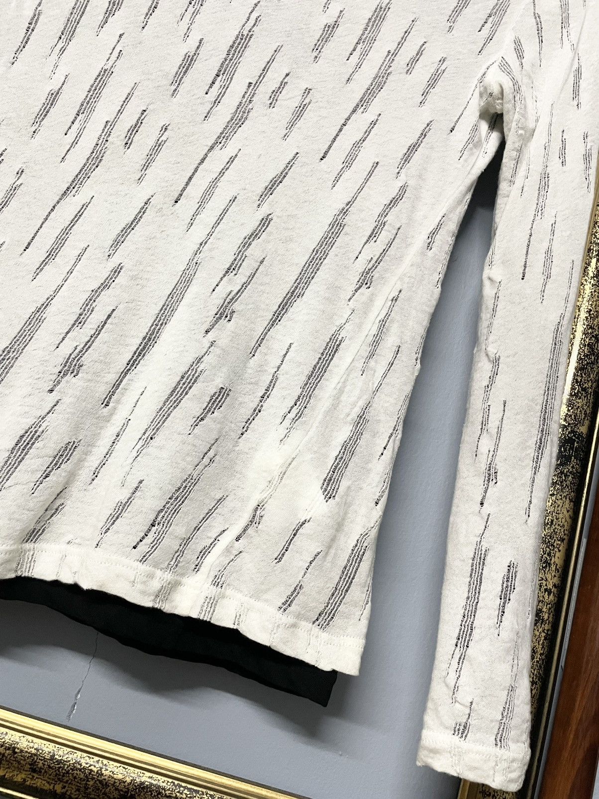Yohji Yamamoto Vintage Yohji Yamamoto Distressed Pattern Thin Longsleeve Size US M / EU 48-50 / 2 - 6 Thumbnail