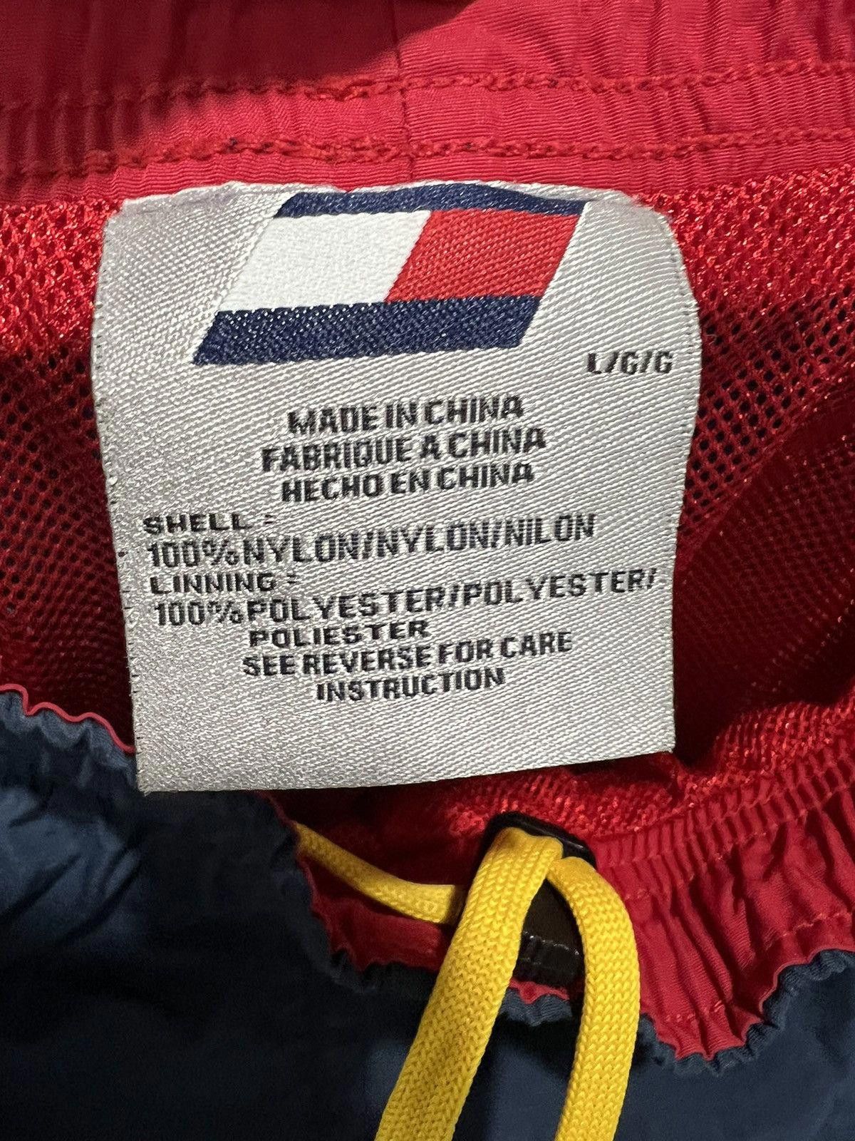 Vintage Vintage 90s Tommy Hilfiger Pants nylon medium Size US 32 / EU 48 - 5 Thumbnail