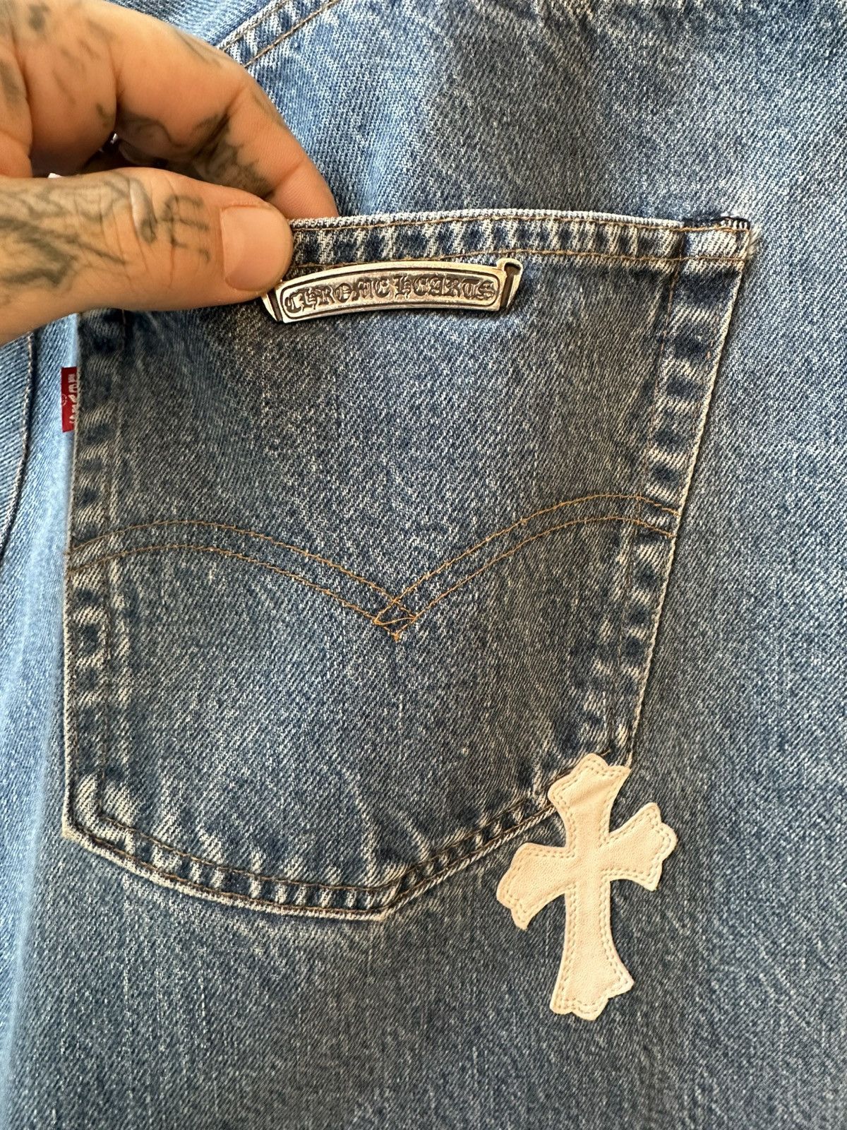 Chrome Hearts Chrome Hearts RARE white cross patch levi jeans 38 40 Size US 36 / EU 52 - 6 Thumbnail