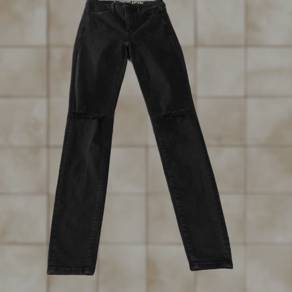 American Eagle Outfitters American Eagle Outfitters Jeans Womens 4 Black High Rise Jegging X-Long Denim Retro Vintage: No (but holes on front) Size 26" / US 2 / IT 38 - 1 Thumbnail