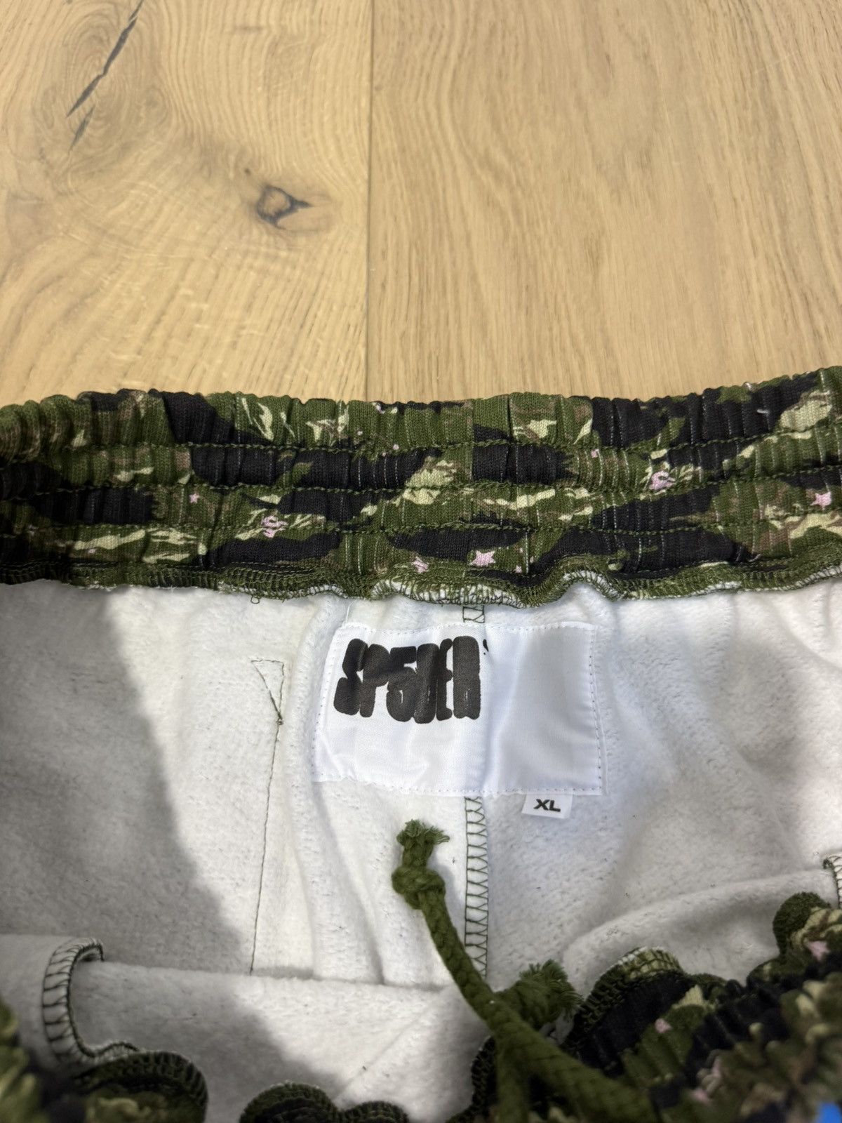 Sp5der Sp5der OG Web Tiger Camo Shorts Size US 34 / EU 50 - 3 Thumbnail