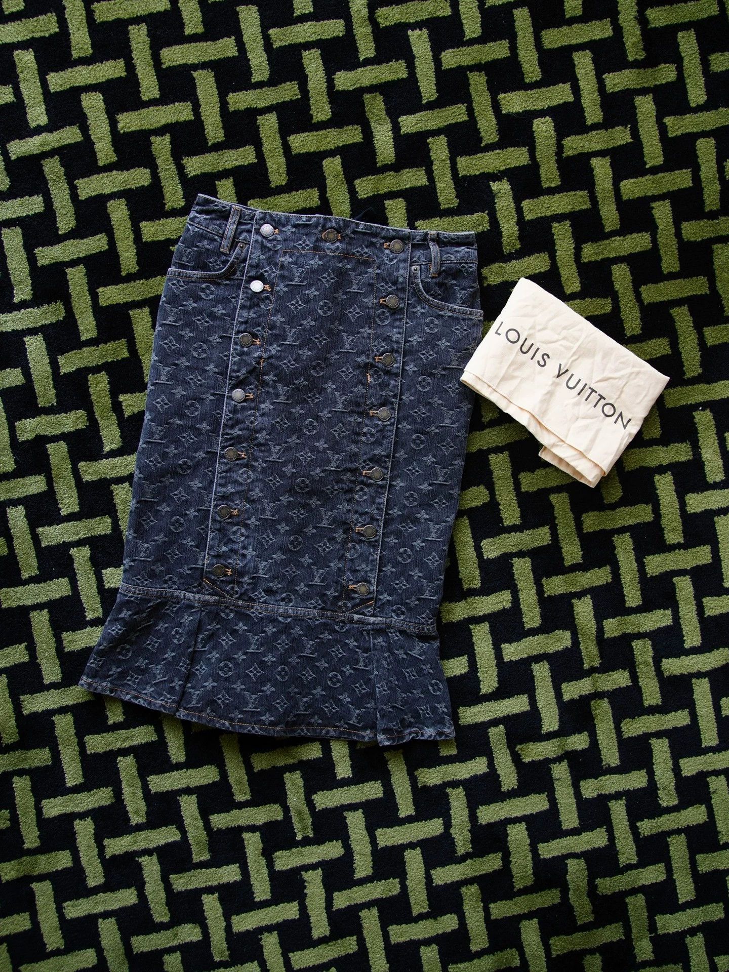 Louis Vuitton LV Black Monogram Denim Bodycon Tie Skirt 36FR Size 26" / US 2 / IT 38 - 2 Thumbnail