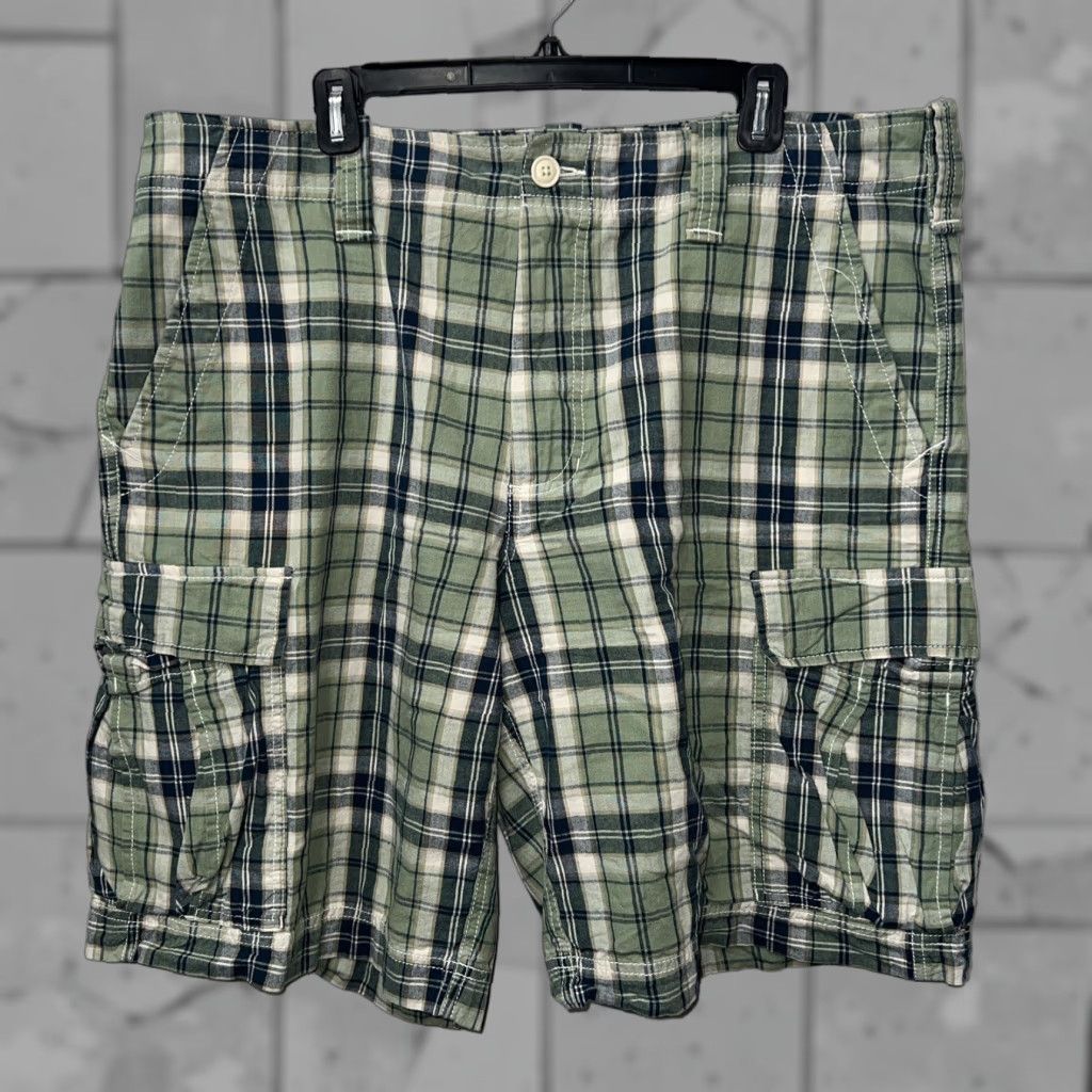 Polo Ralph Lauren Polo Ralph Lauren Green Plaid Cargo Shorts Mens Size 36 Size US M / EU 48-50 / 2 - 1 Thumbnail