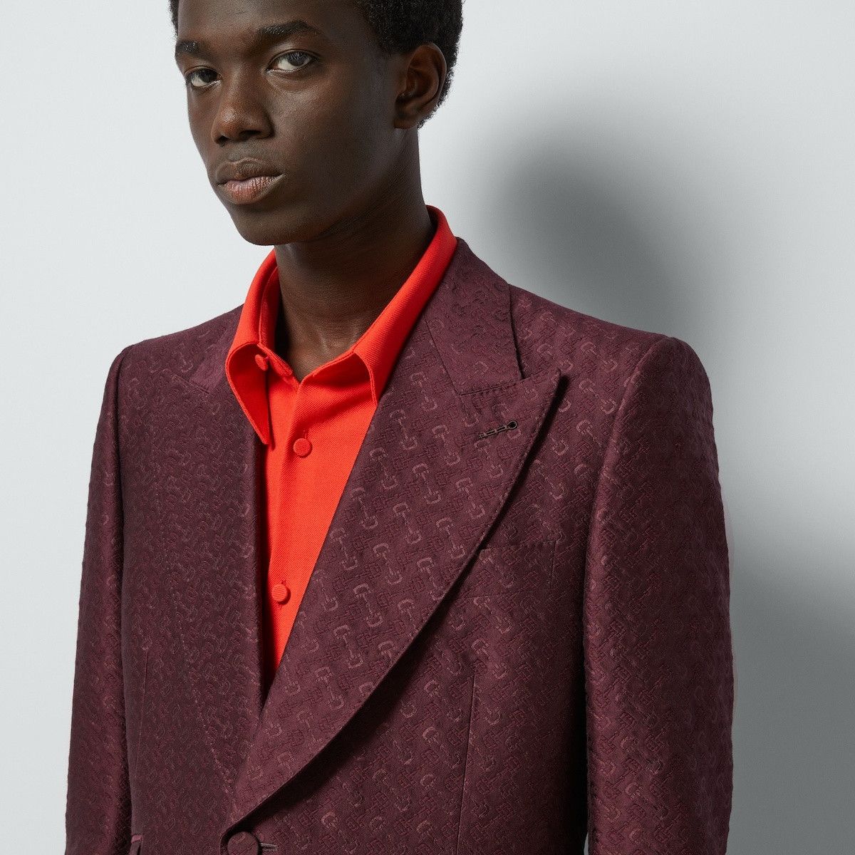 Gucci o1s1wg110125 Horsebit Wool Silk Jacquard Jacket in Burgundy Size US L / EU 52-54 / 3 - 3 Thumbnail