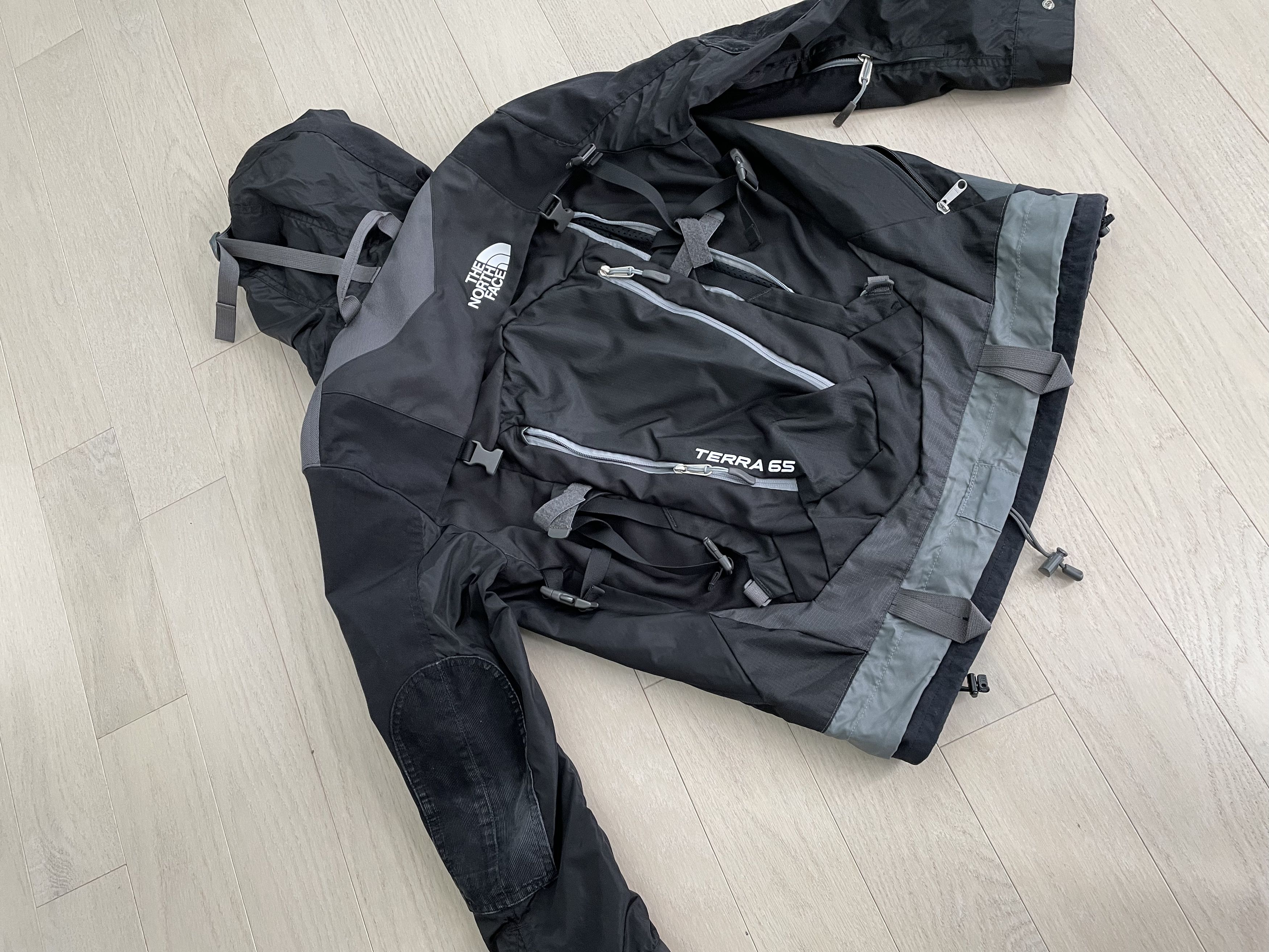 image of Junya Watanabe x The North Face Grail 2017 Backpack Jacket in Black, Men's (Size Small)