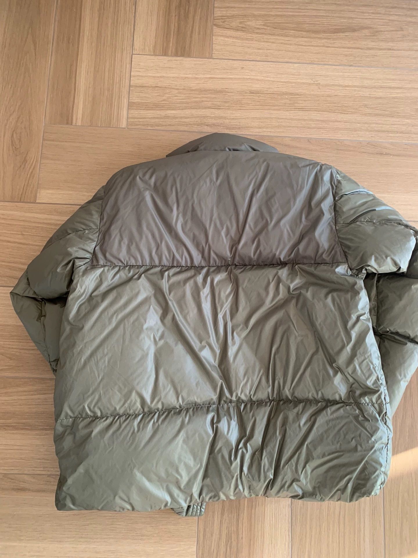 Goldwin Goldwin Lifestyle Down-Filled Warm Jacket GL22721 L (New) Size US L / EU 52-54 / 3 - 7 Thumbnail