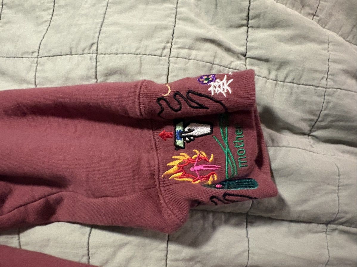 Supreme Supreme AOI XL red hoodie Size US XL / EU 56 / 4 - 3 Thumbnail