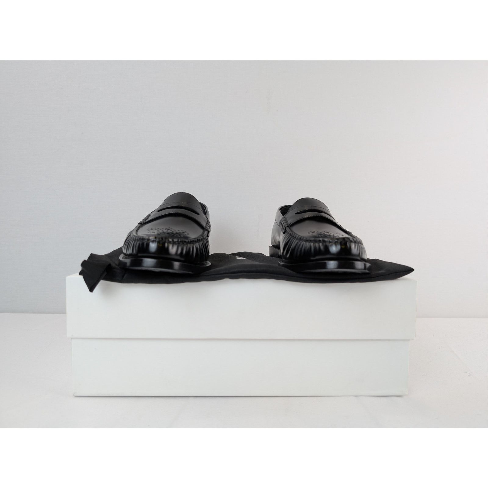 Celine o1rshd1 Vivienne Loafers in Polished Boil Shoe Boots Black Size US 12 / EU 45 - 17 Thumbnail