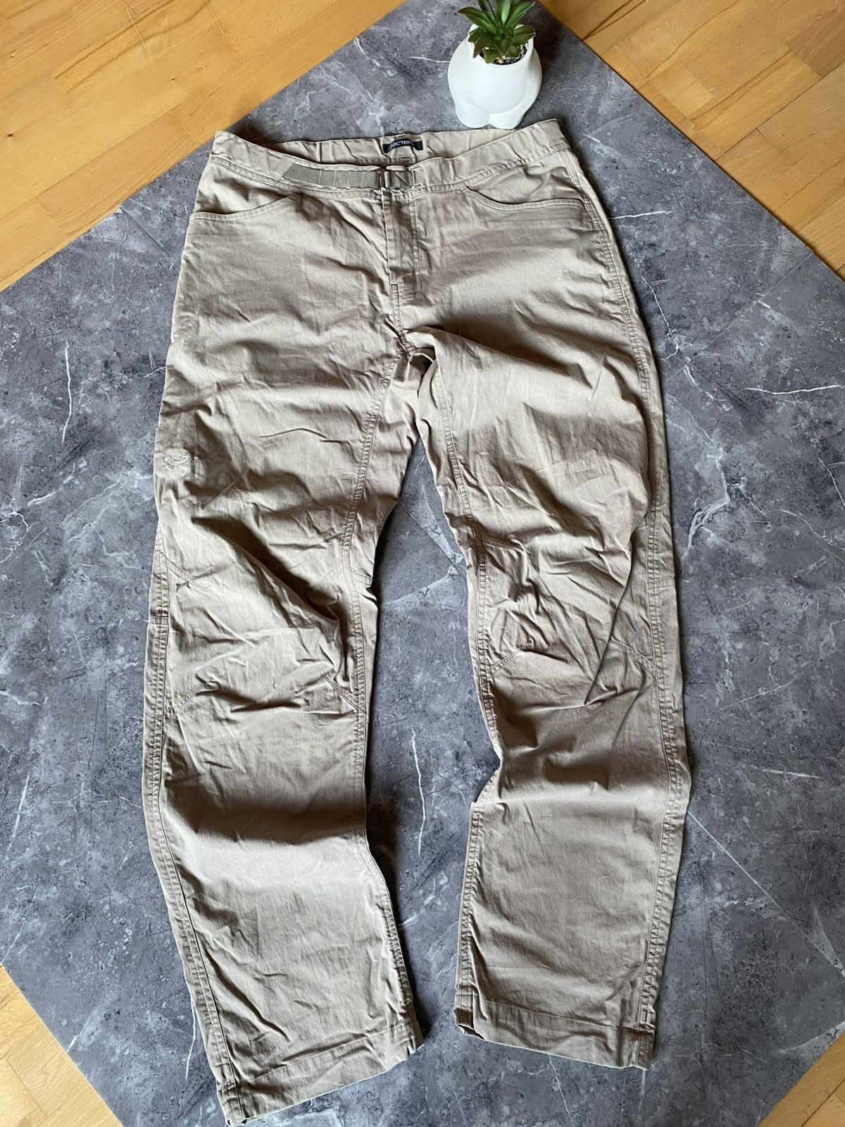 Arc'teryx Arc’teryx Pants Arc Small Logo Size US 34 / EU 50 - 1 Thumbnail