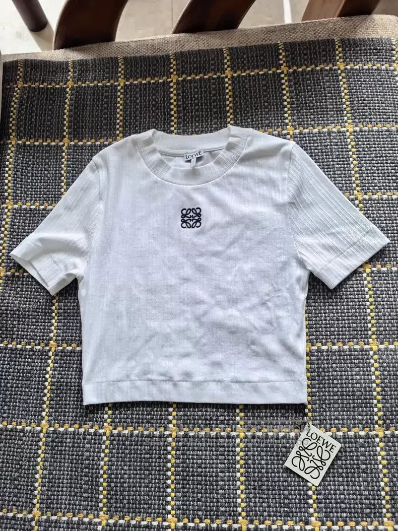 Loewe Loewe Short Sleeve Shirt Length 40 Chest 39 Size S / US 4 / IT 40 - 1 Thumbnail