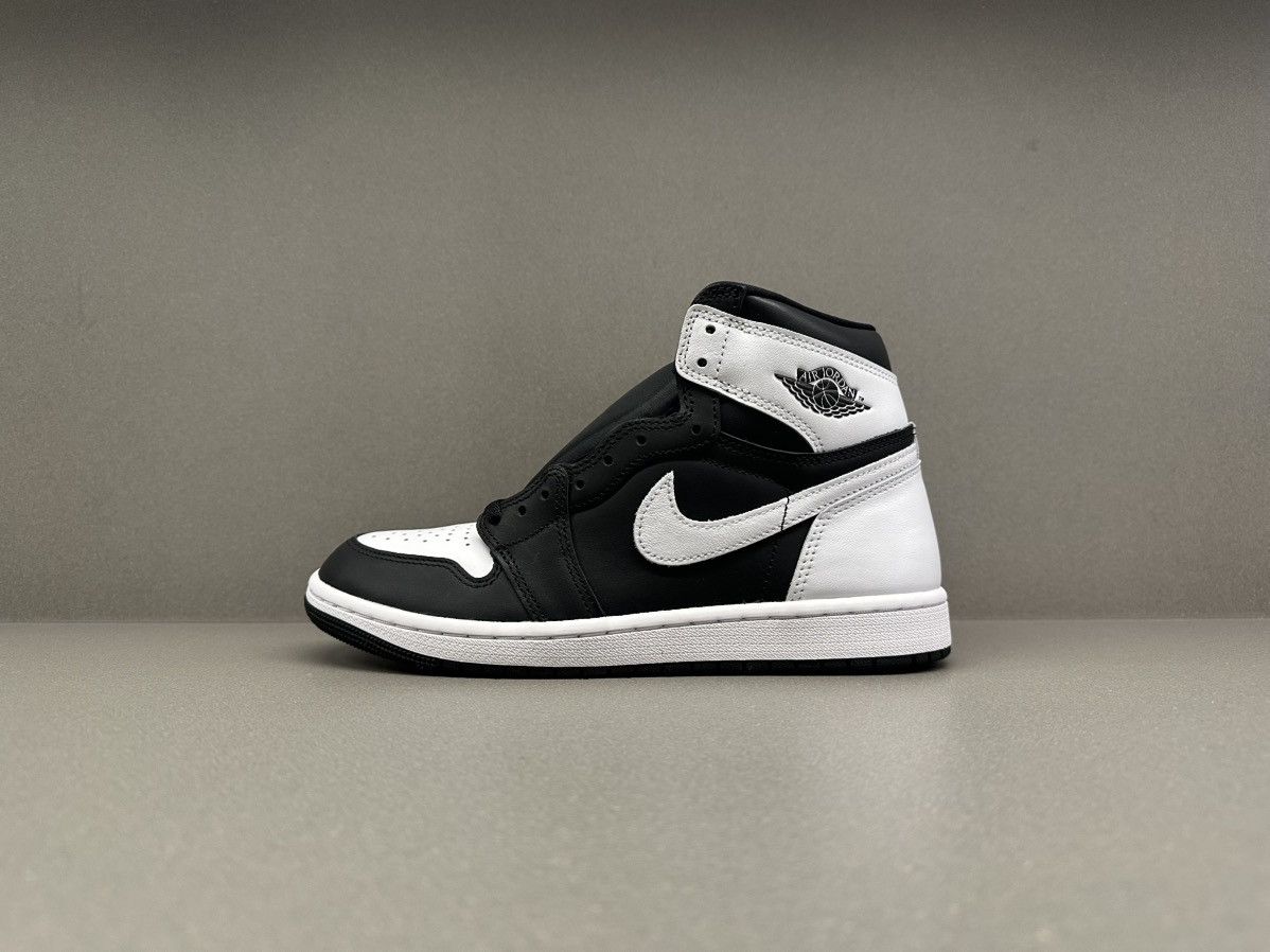 Jordan Brand Jordan 1 Retro High OG Black White Size US 8 / EU 41 - 7 Thumbnail