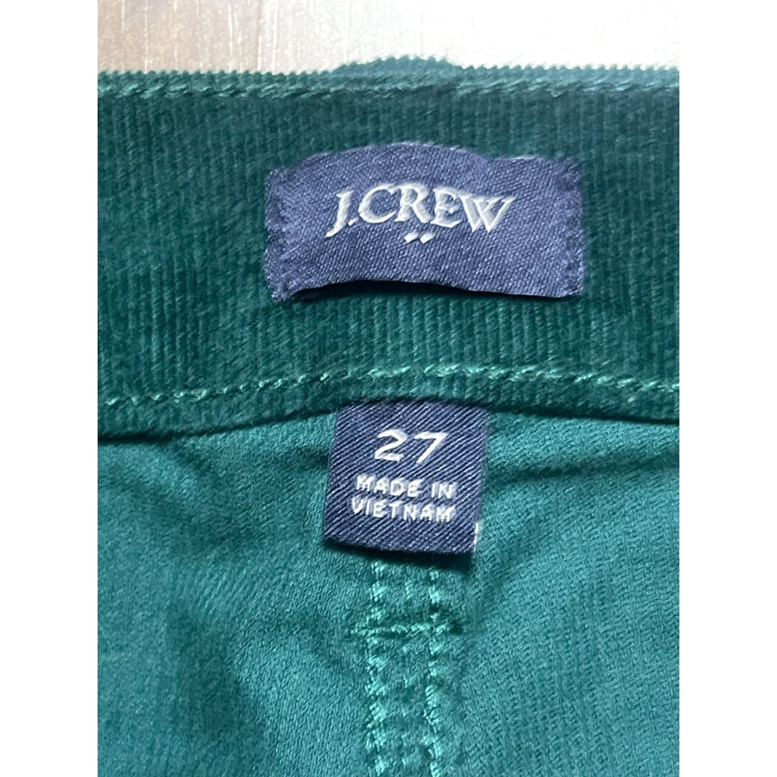 J.Crew J.CREW Pants Women Velvet Green Skinny Jeans 27 Regular Inseam 27.5 in 27 Waist 28 in - Size 27 Velvet Jeans Womens Green Skinny 27.5 in Inseam Size 27" / US 4 / IT 40 - 4 Thumbnail