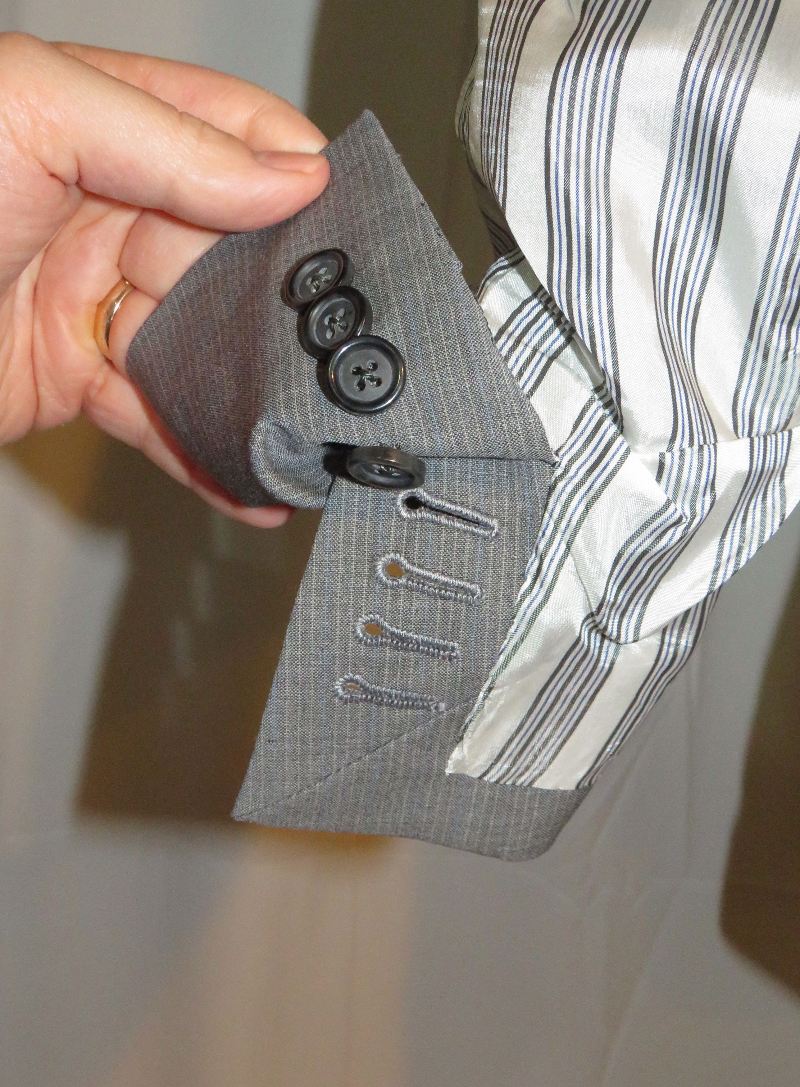 Brooks Brothers 1818 Fitzgerald Drago Gray Striped Two Button Suit 46R Size 46R - 11 Thumbnail