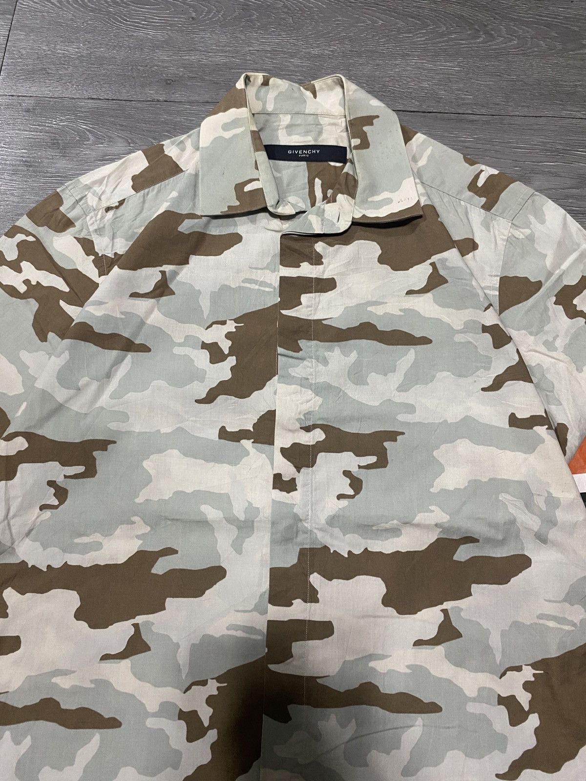 Givenchy GIVENCHY CAMOUFLAGE LONGSHIRTS Size US M / EU 48-50 / 2 - 3 Thumbnail