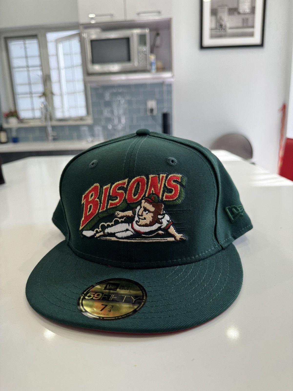 New Era Buffalo bisons fitted size 7 3/4 Size ONE SIZE - 2 Thumbnail