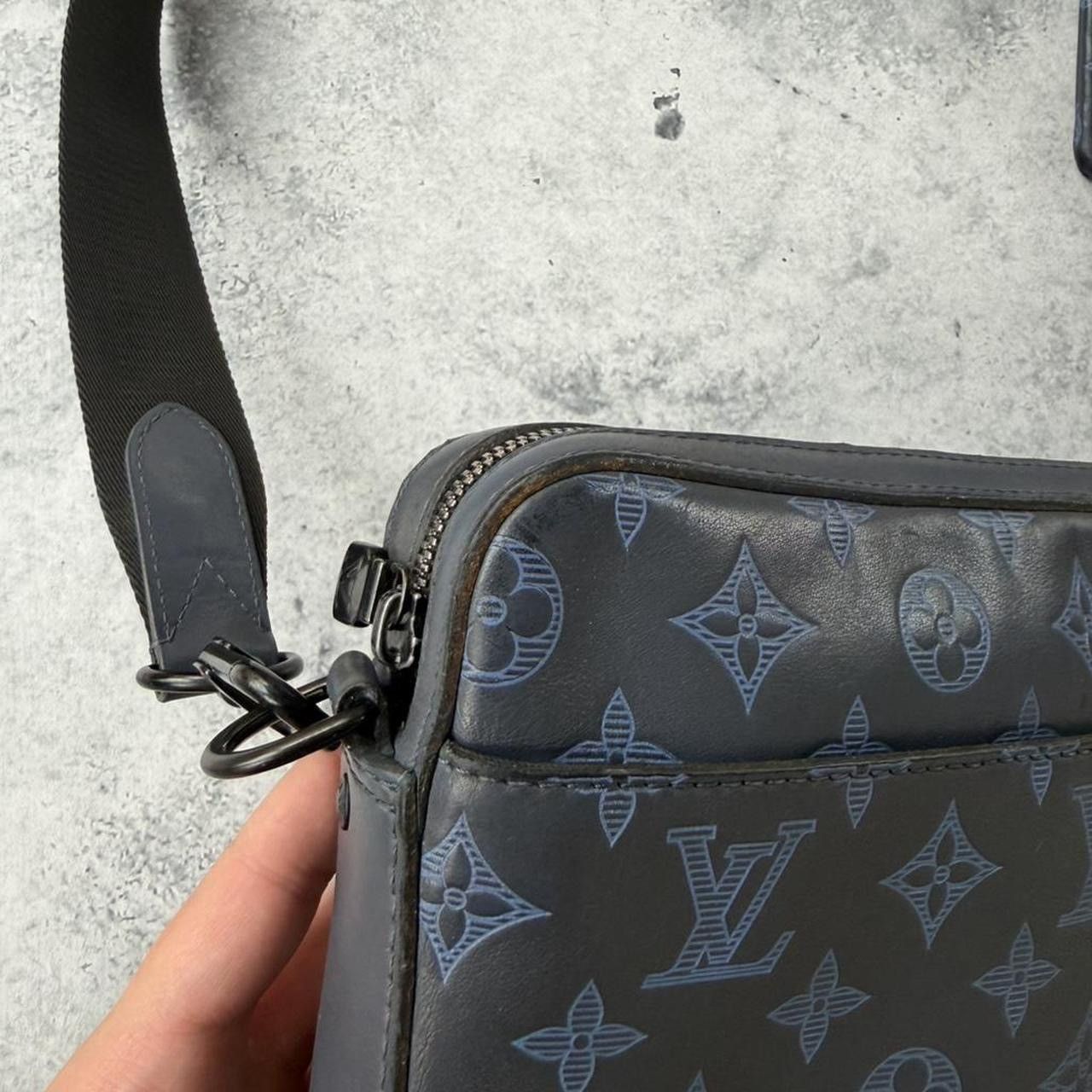 Louis Vuitton Louis vuitton blue shadow monogram duo messenger Size ONE SIZE - 4 Thumbnail