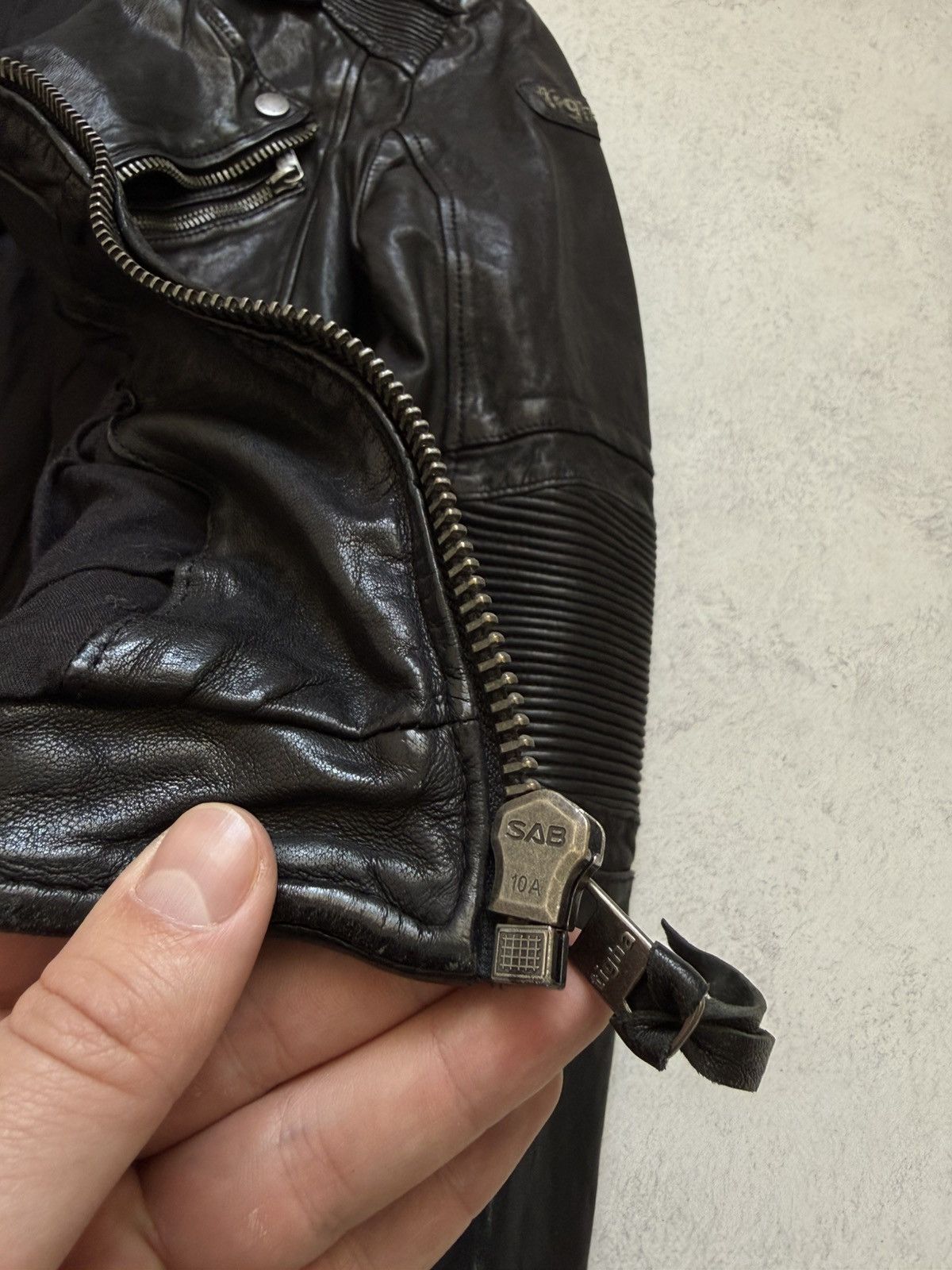 tigha Tigha "James" 10th Anniversary Leather Biker Jacket Moto Size US S / EU 44-46 / 1 - 12 Thumbnail
