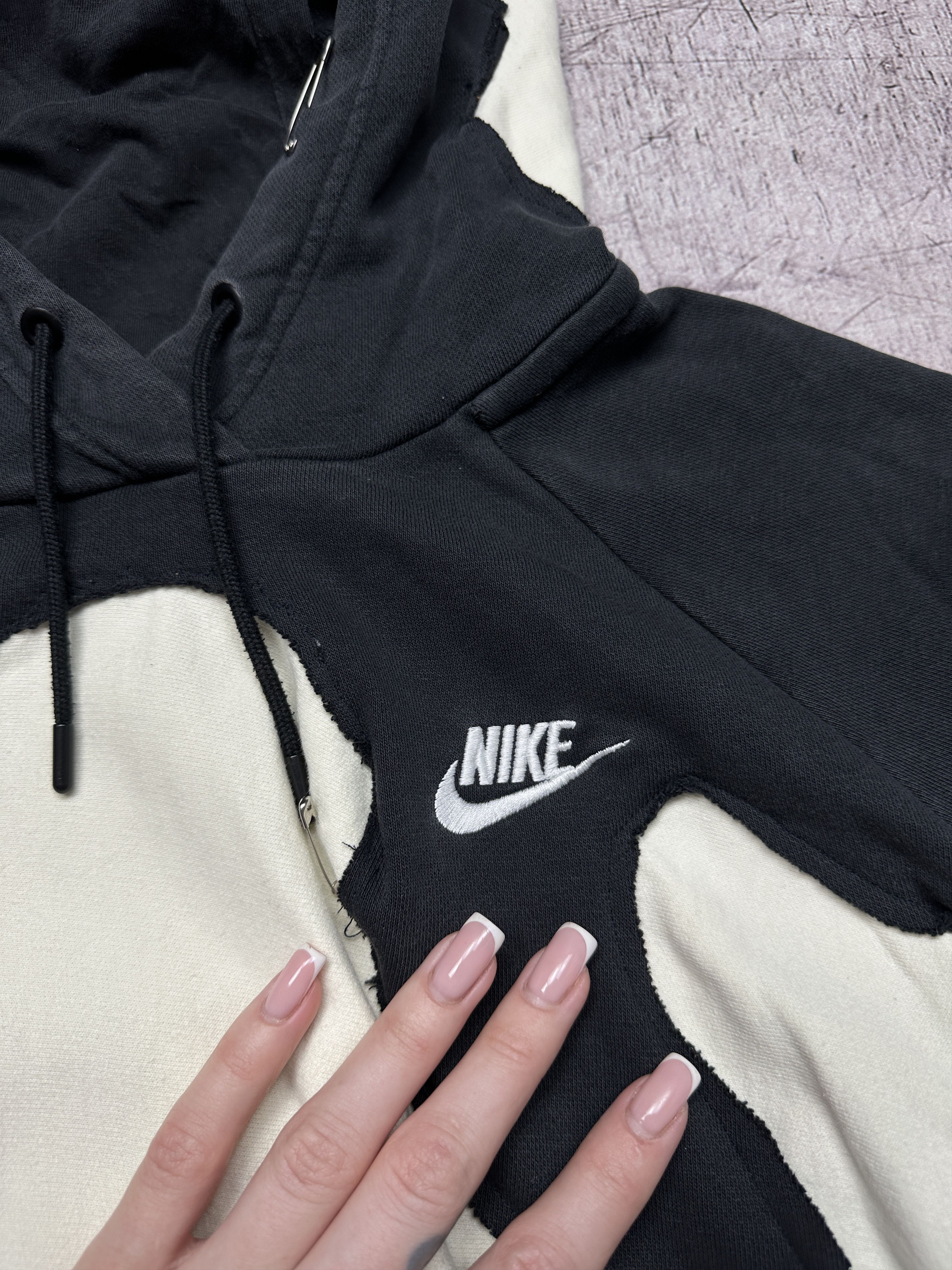 Nike Nike Mens Custom Hoodie Size US M / EU 48-50 / 2 - 3 Thumbnail