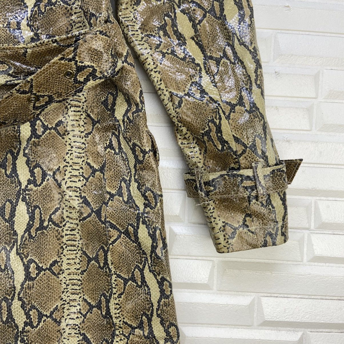 Tornado Mart Tornado Mart Python Long Coat Pig Skin Size US XS / EU 42 / 0 - 12 Thumbnail