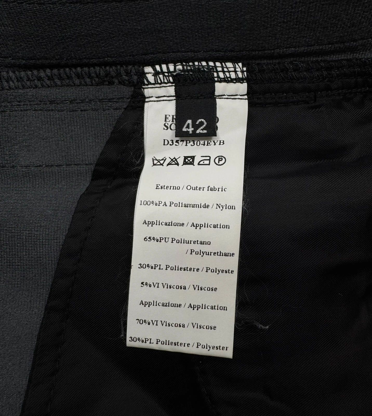 Ermanno Scervino Ermanno Scervino Faux Leather Trousers size 42 Size 28" / US 6 / IT 42 - 16 Thumbnail