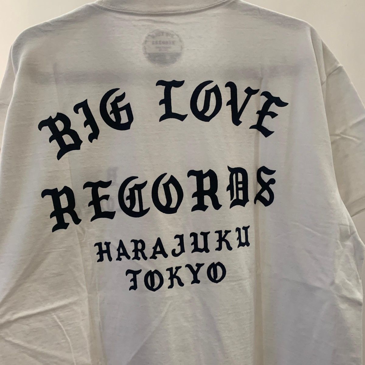 Japanese Brand Big Love Records Classic Logo Tshirt - White Size US L / EU 52-54 / 3 - 2 Thumbnail