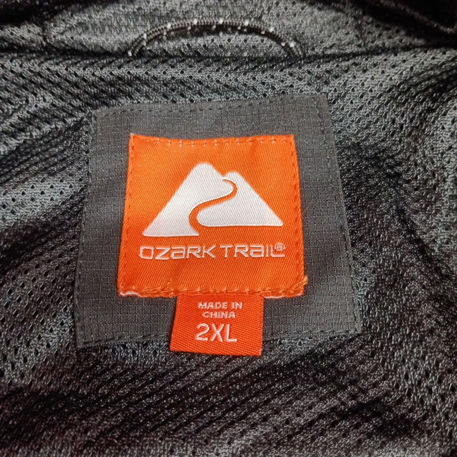 Other Ozark Trail Windbreaker Jacket Men's Size 2XL Black Hooded Size US XXL / EU 58 / 5 - 5 Thumbnail
