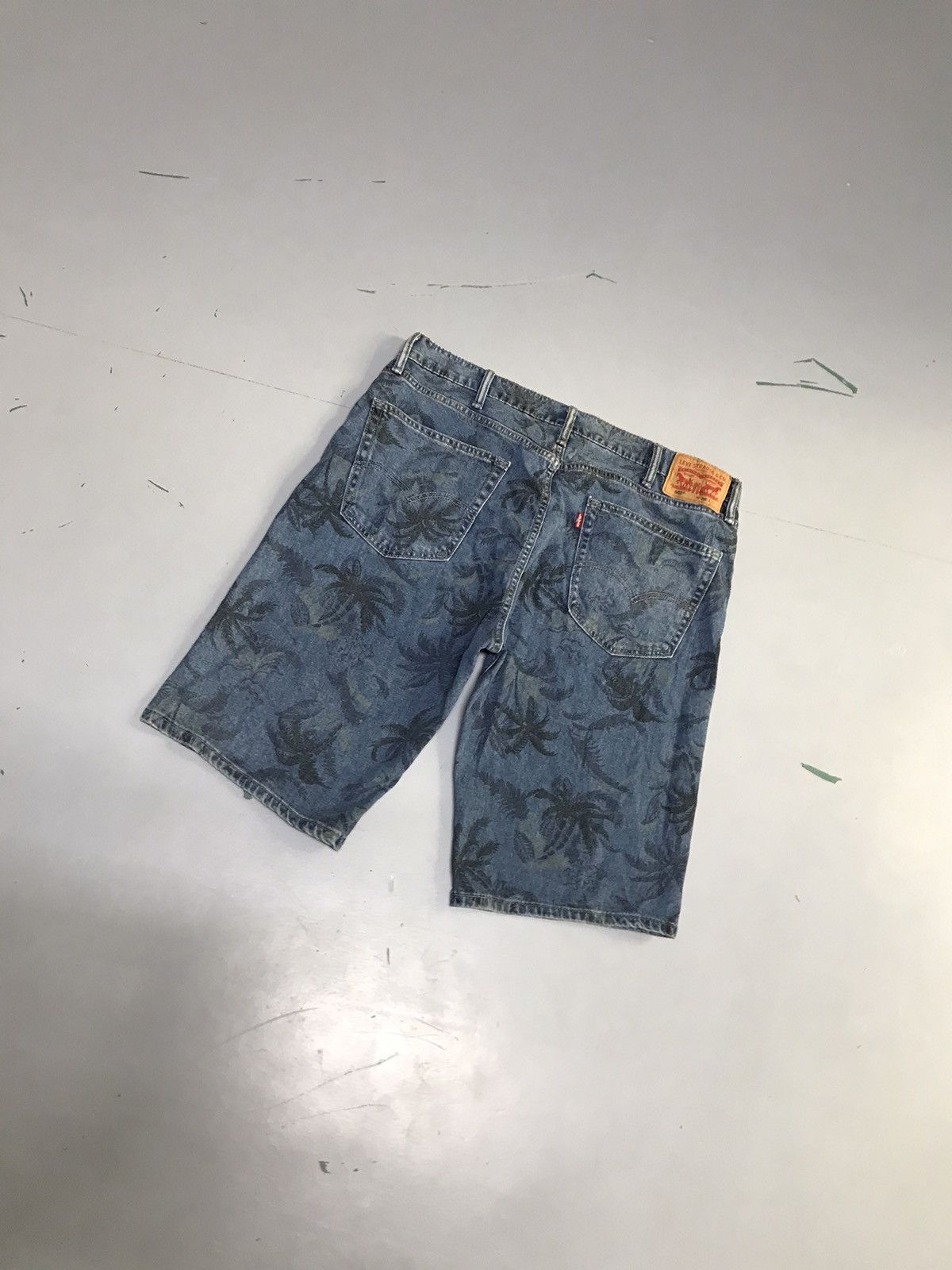 Levi's Vintage Levi’s 502 bleached jort Size US 40 / EU 56 - 6 Thumbnail