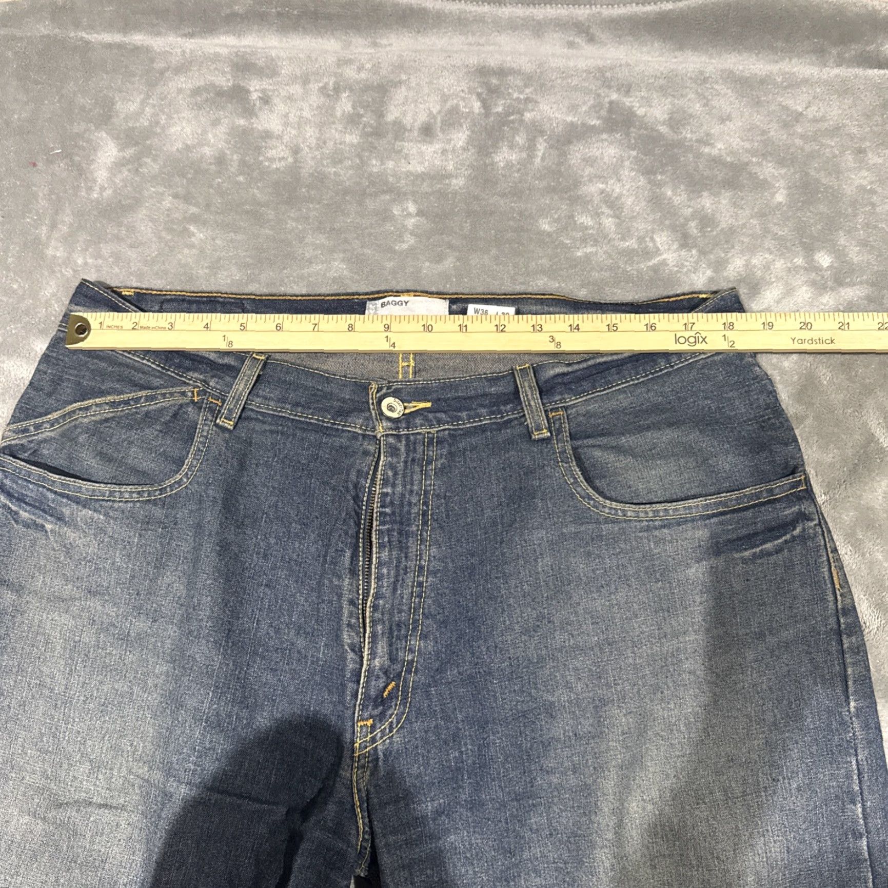 Levi's VINTAGE Levi's Silvertab Jeans Men 36x30 Baggy Wide-Leg Denim Jeans Modern 90s Cyber Mens Size US 36 / EU 52 - 4 Thumbnail