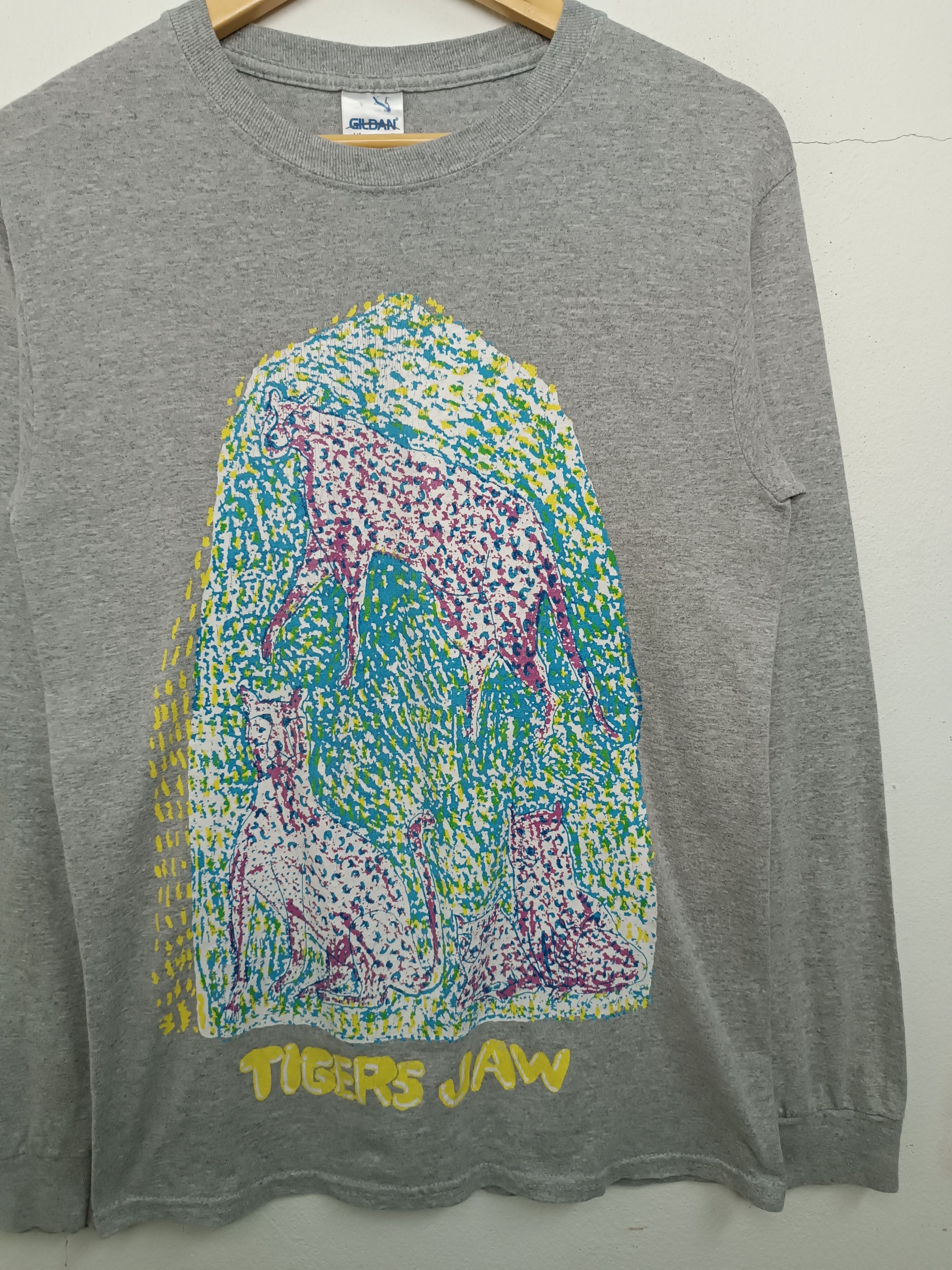 Band Tees VINTAGE 2016 TIGERS JAW TOUR MERCH WITH BASEMENT Size US S / EU 44-46 / 1 - 6 Thumbnail