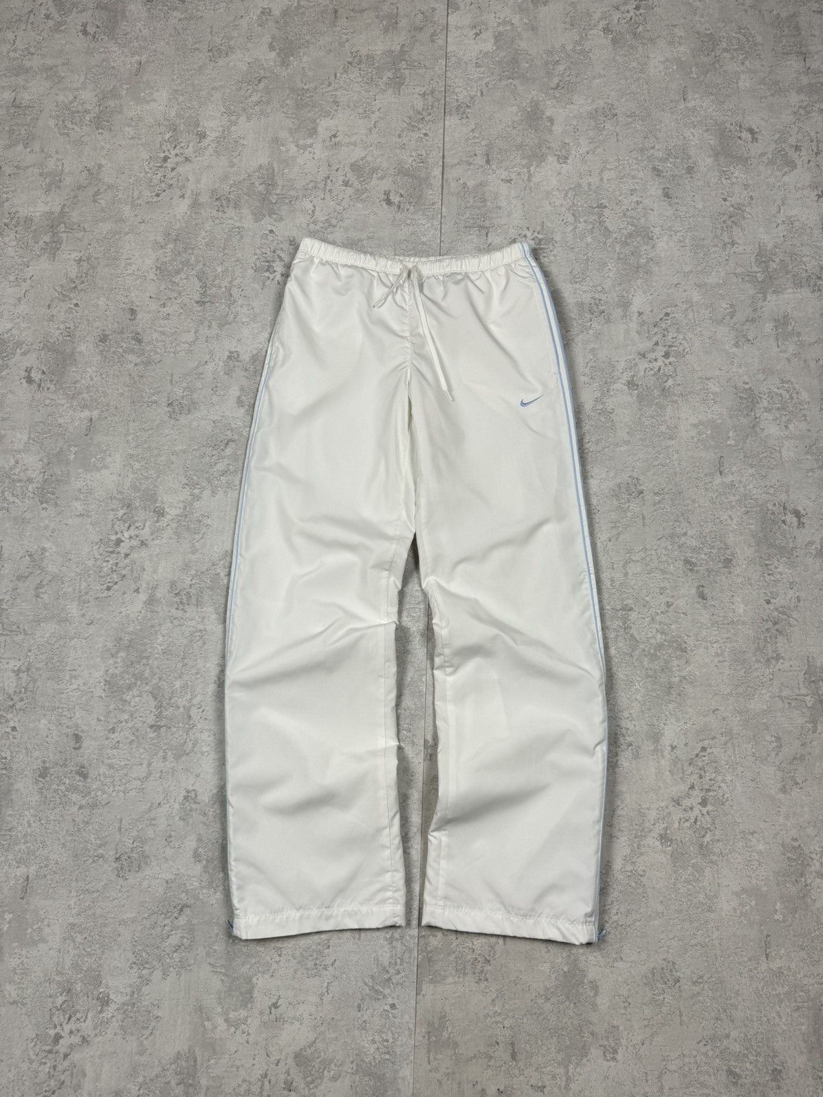 Nike Vintage Women's Nike Y2K Drill Track Pants Size S Size 27" / US 4 / IT 40 - 1 Thumbnail