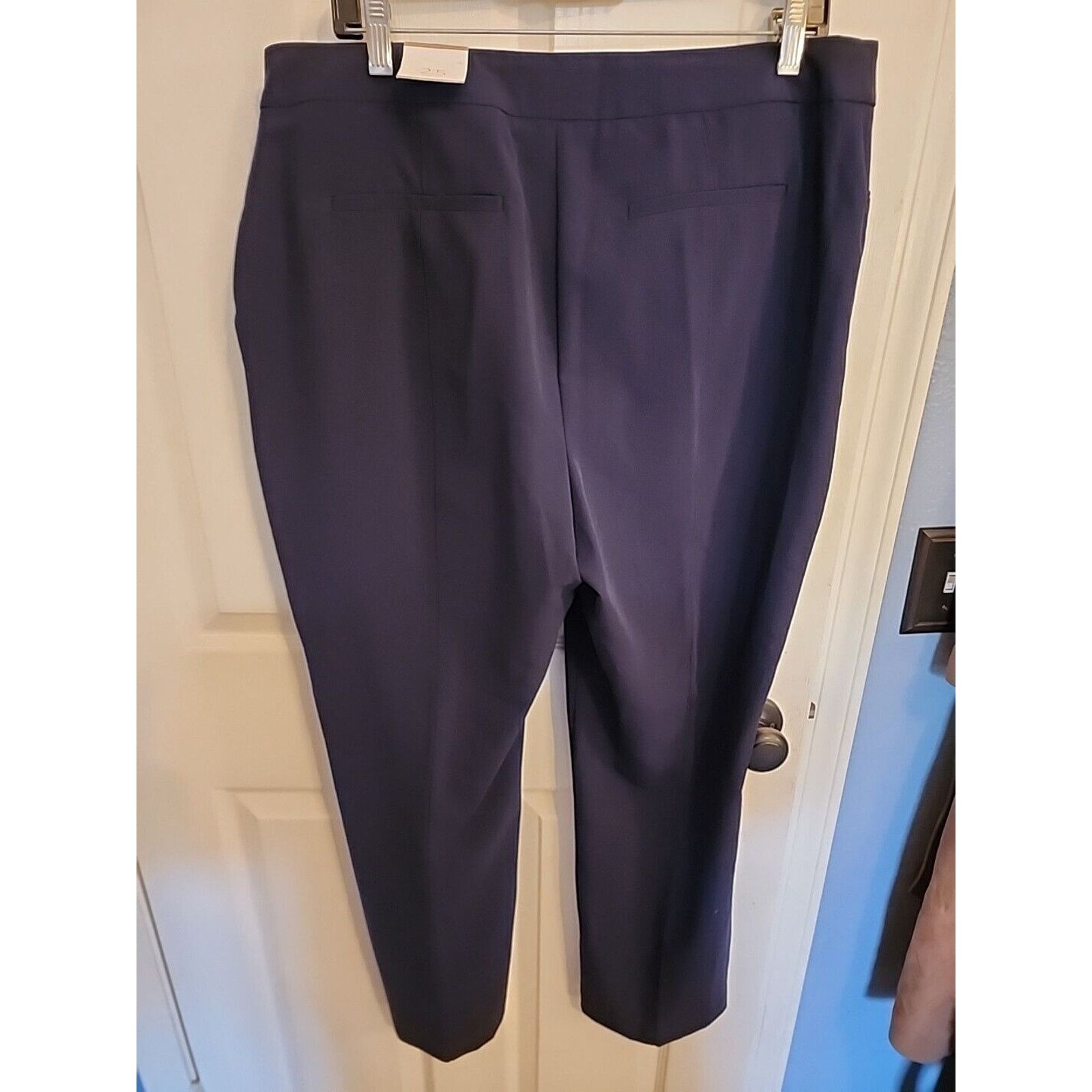 Chicos NWT Sz 14 Chico's 2.5 Short Pants Midnight Blue Grandeur Size 36" / US 14 / IT 50 - 4 Thumbnail