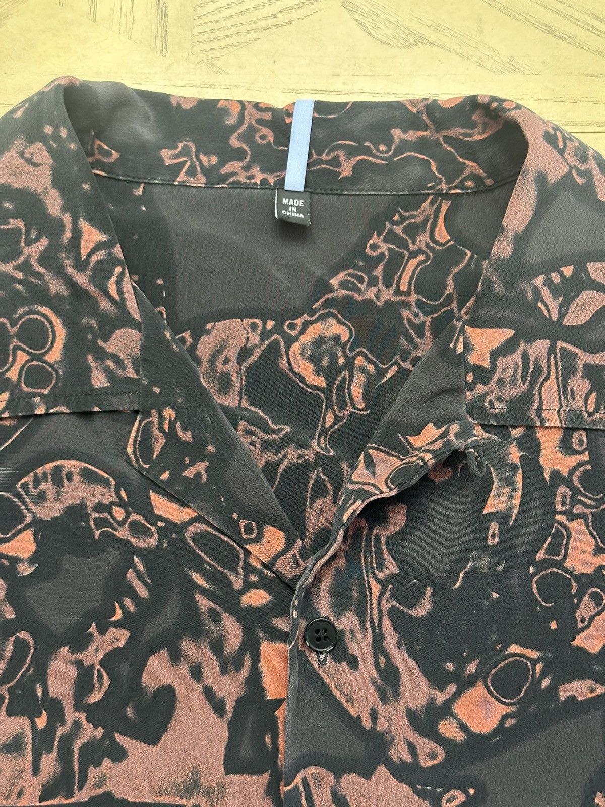 McQ Alexander McQueen MCQ Black & Red Allover Print SILK Shirt by McQ Size US L / EU 52-54 / 3 - 5 Thumbnail